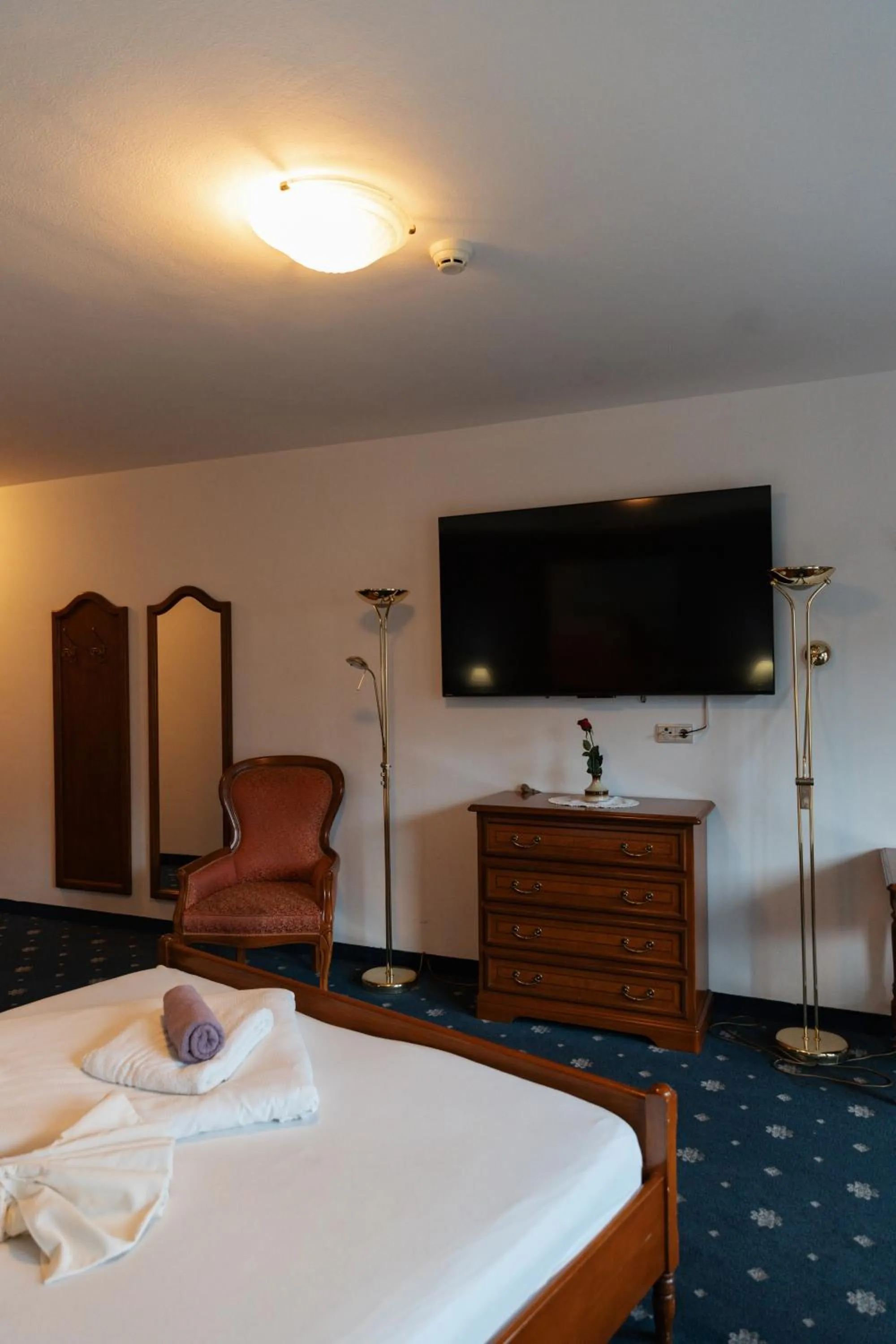 TV and multimedia, Bed in Hotel Marlingerhof