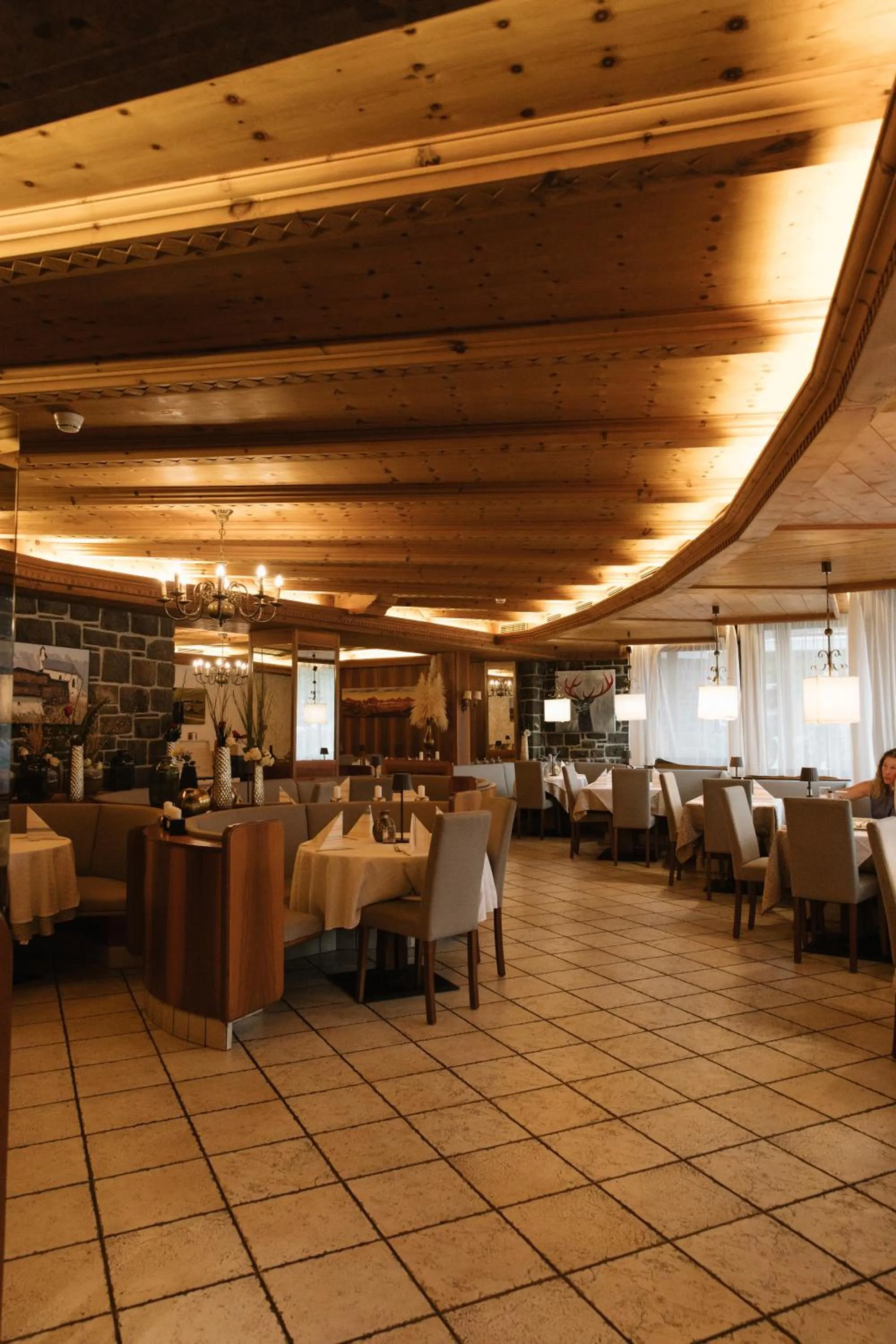 Restaurant/places to eat in Hotel Marlingerhof