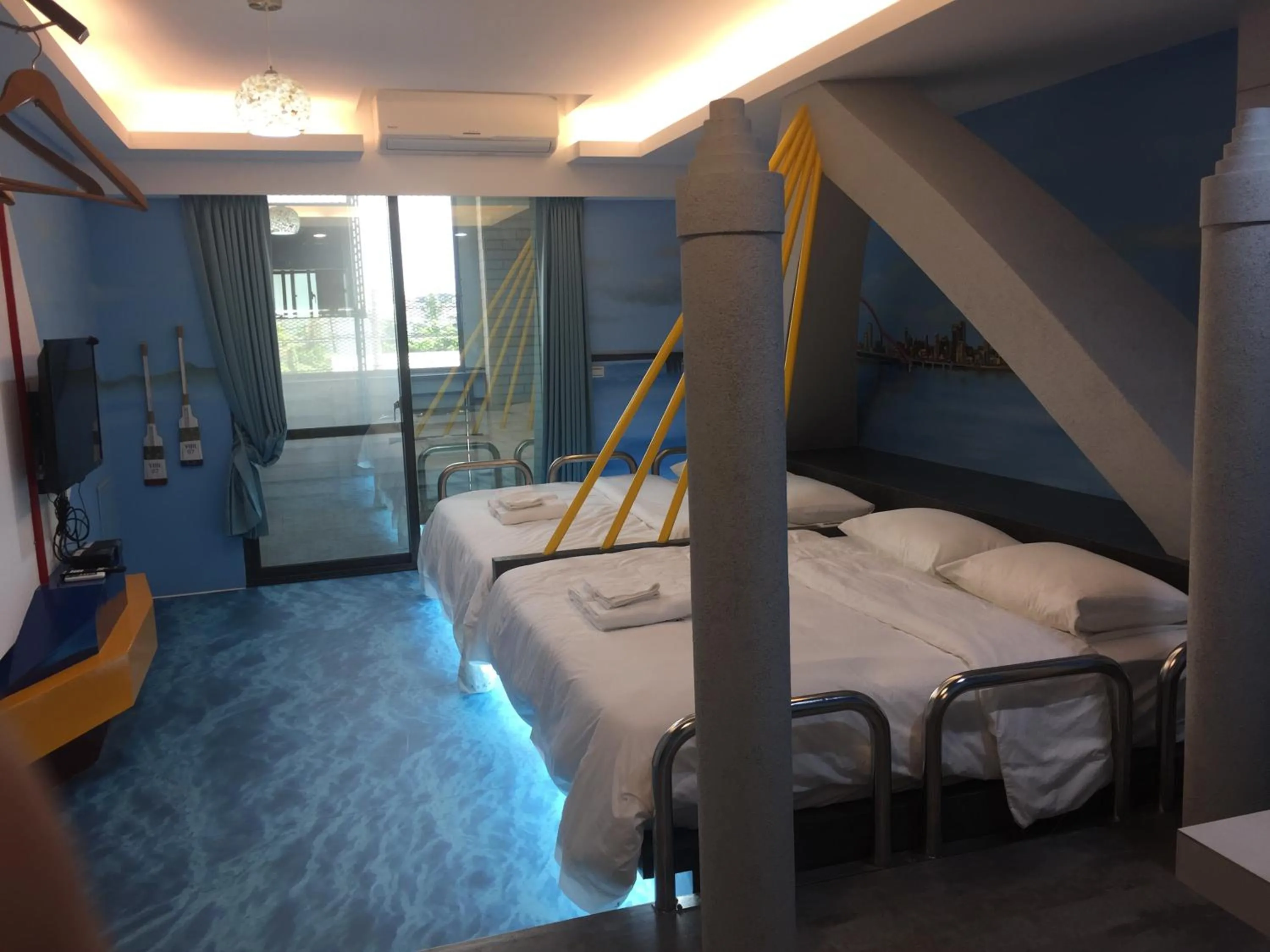 bunk bed, Bed in Prince
