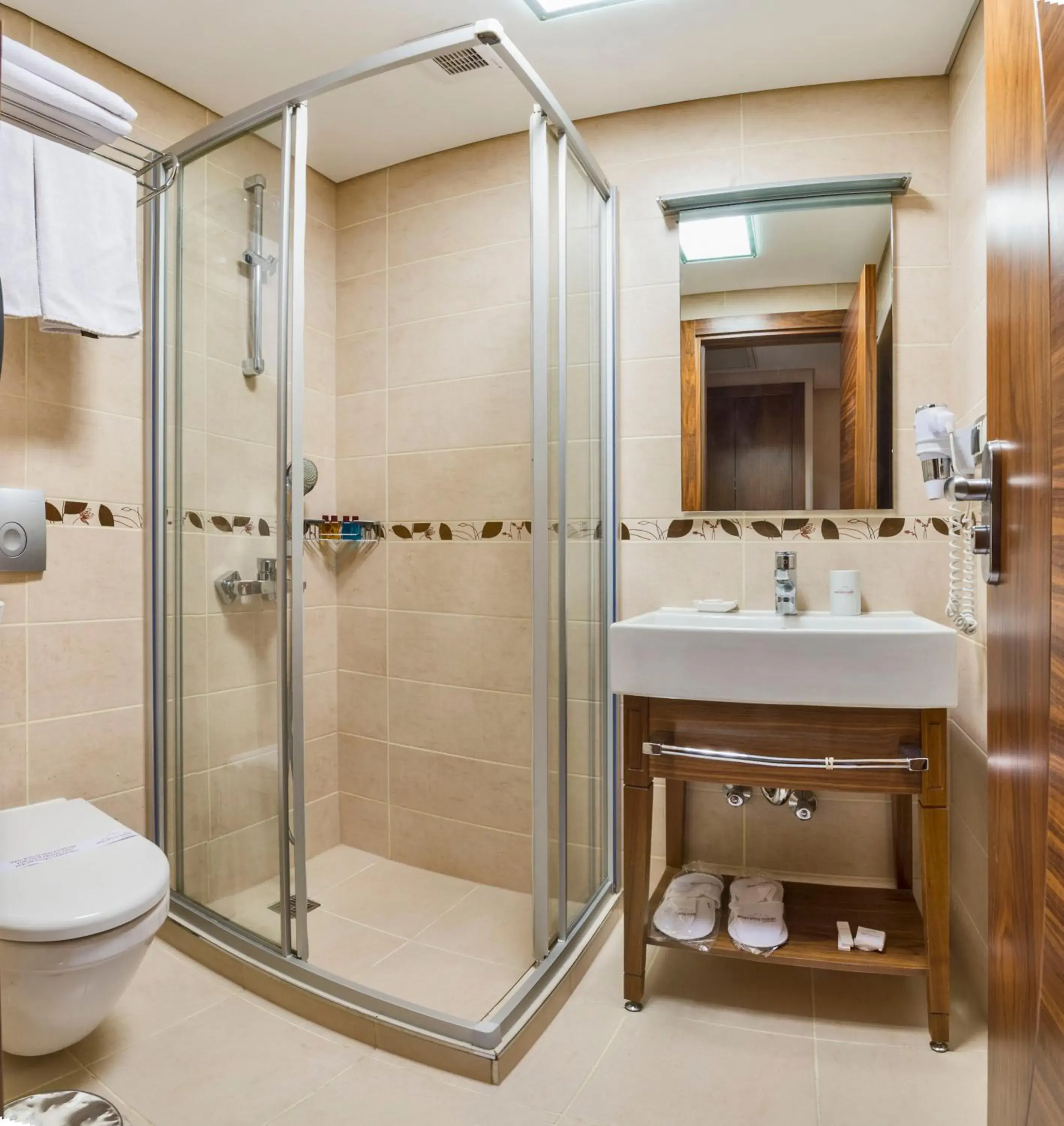 Bathroom in The Meretto Hotel Istanbul Old City Bathroom in The Meretto Hotel Istanbul Old City