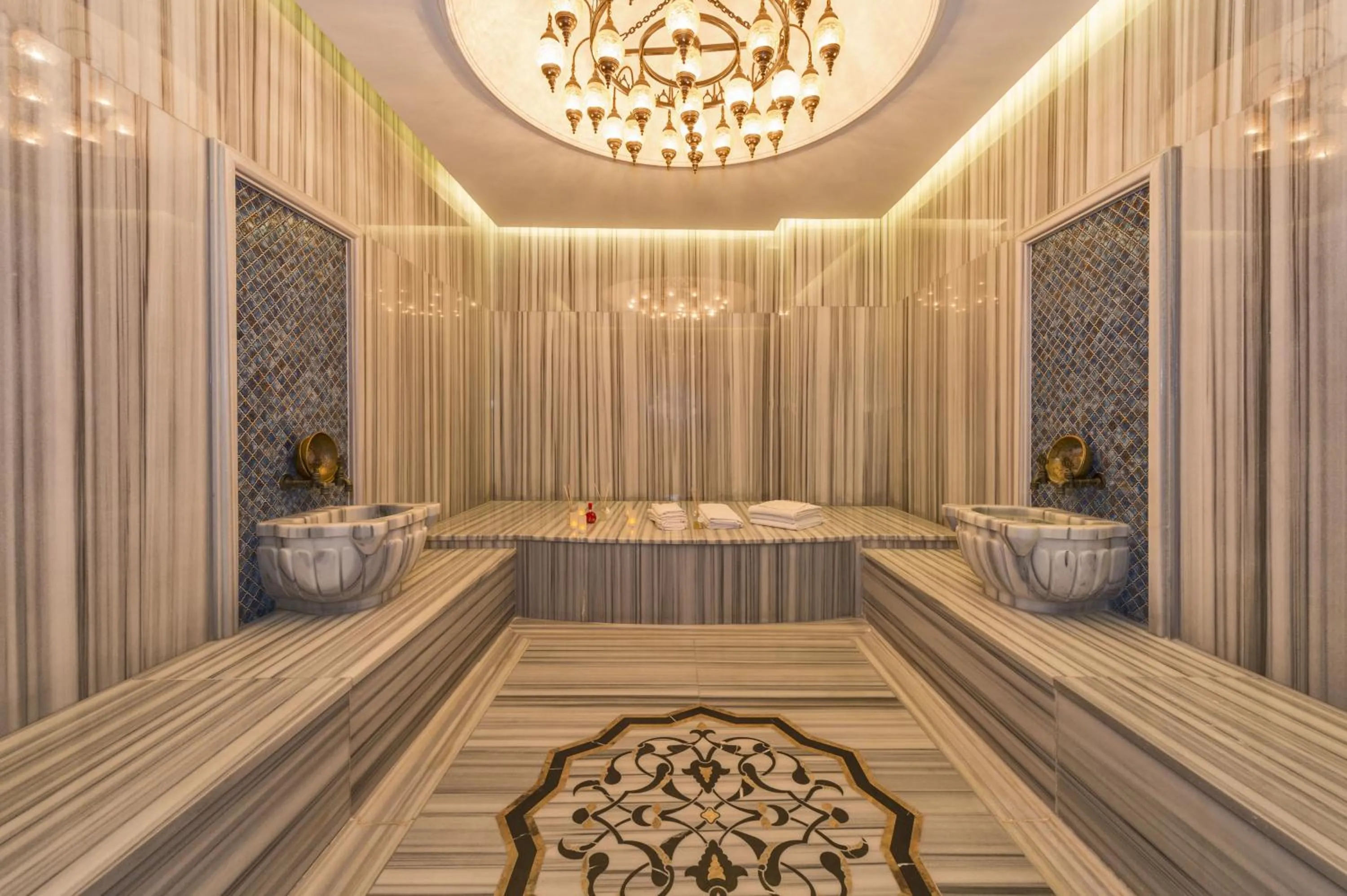Steam room in The Meretto Hotel Istanbul Old City