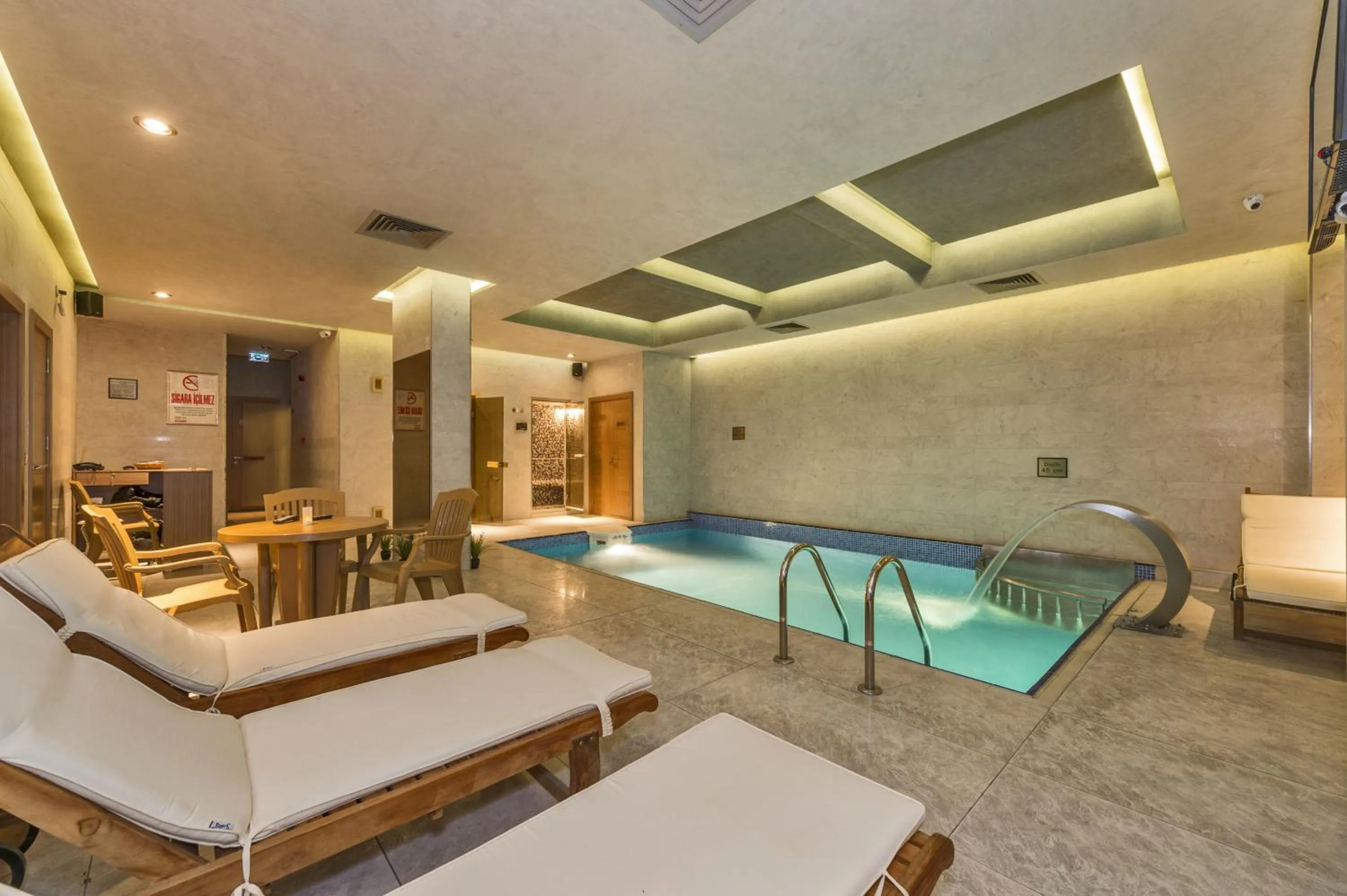 Sauna in The Meretto Hotel Istanbul Old City