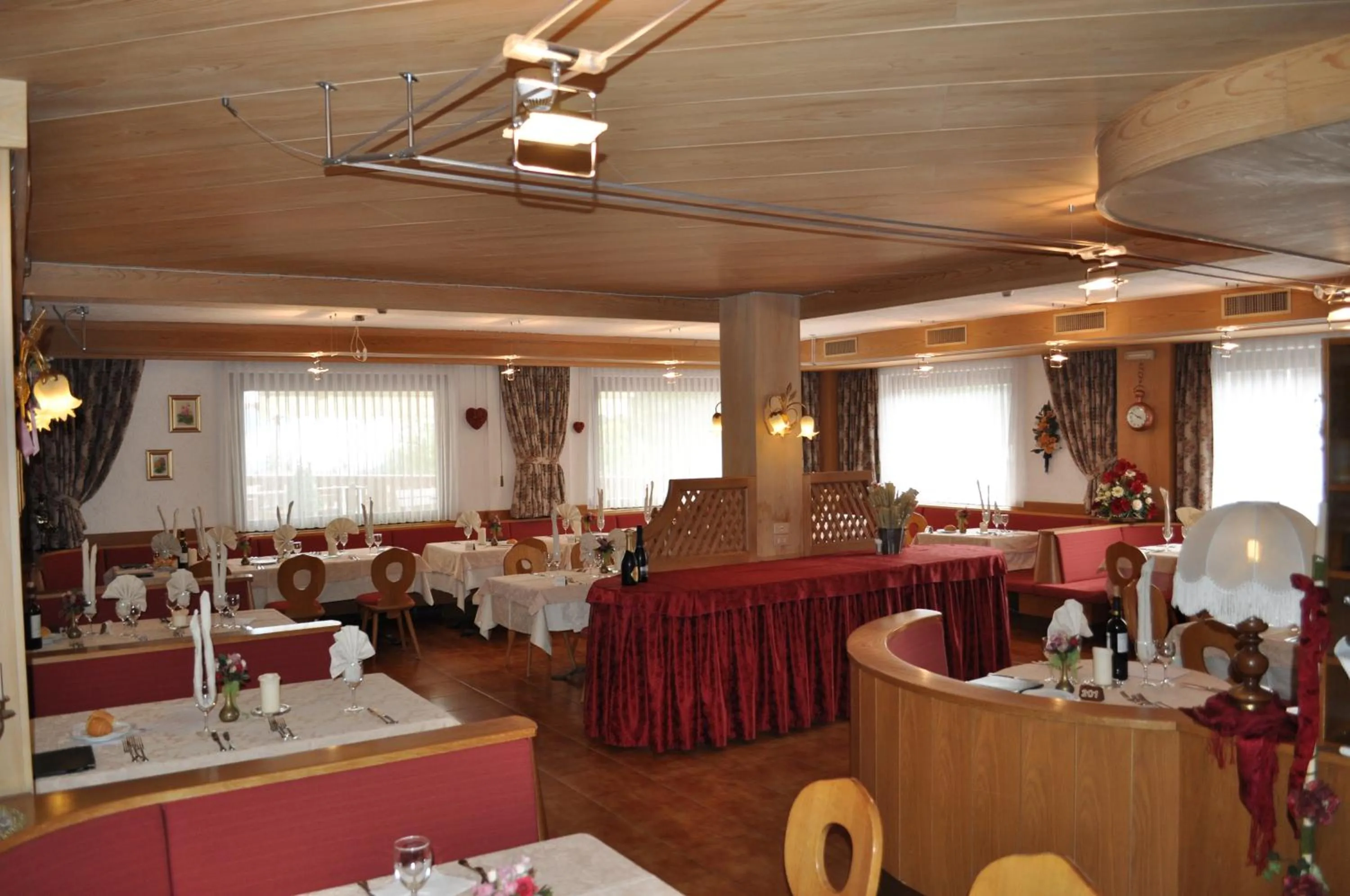 Restaurant/places to eat in B&B La Montanara