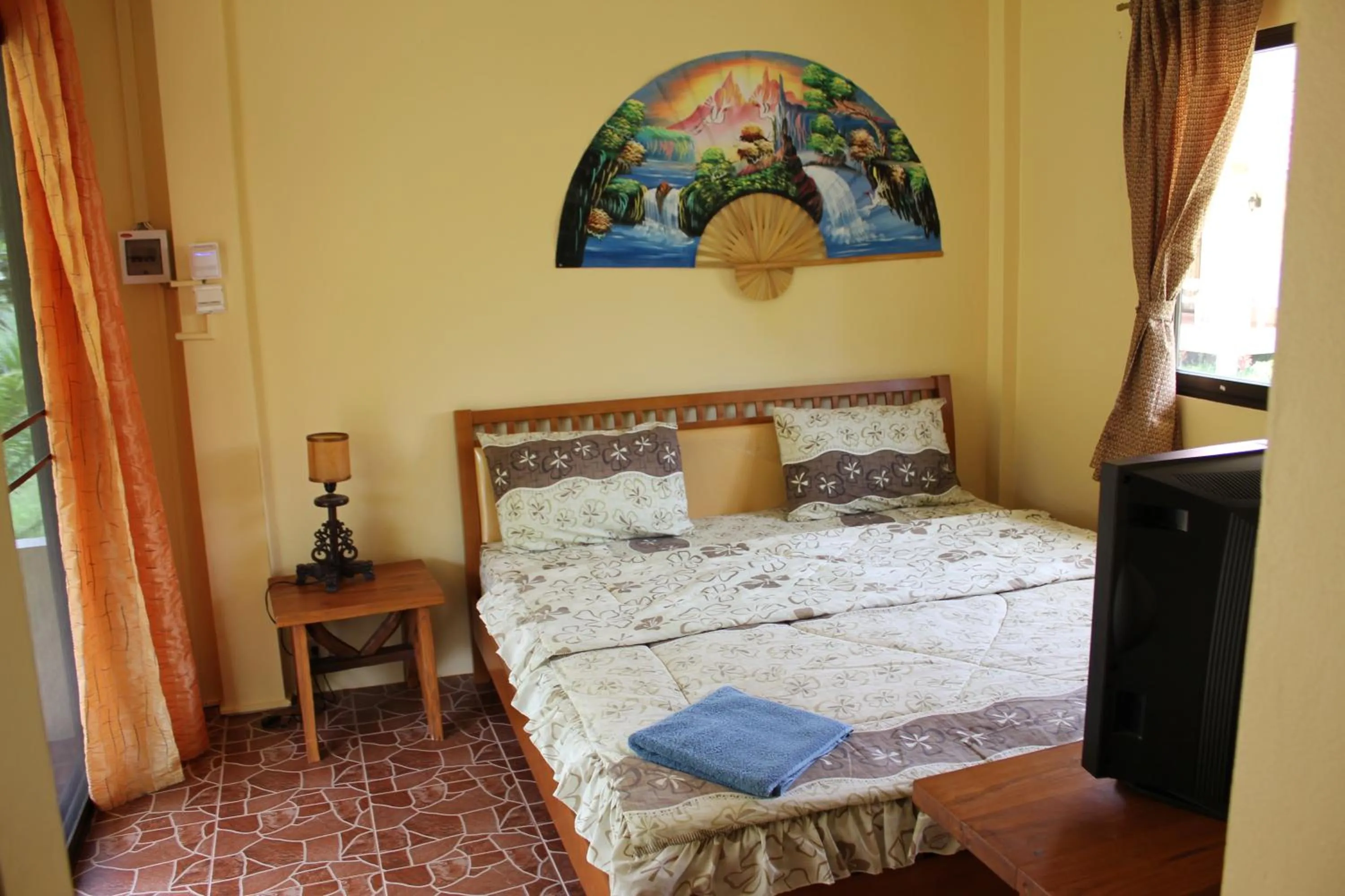 Day, Bed in Buffalo Bay Vacation Club