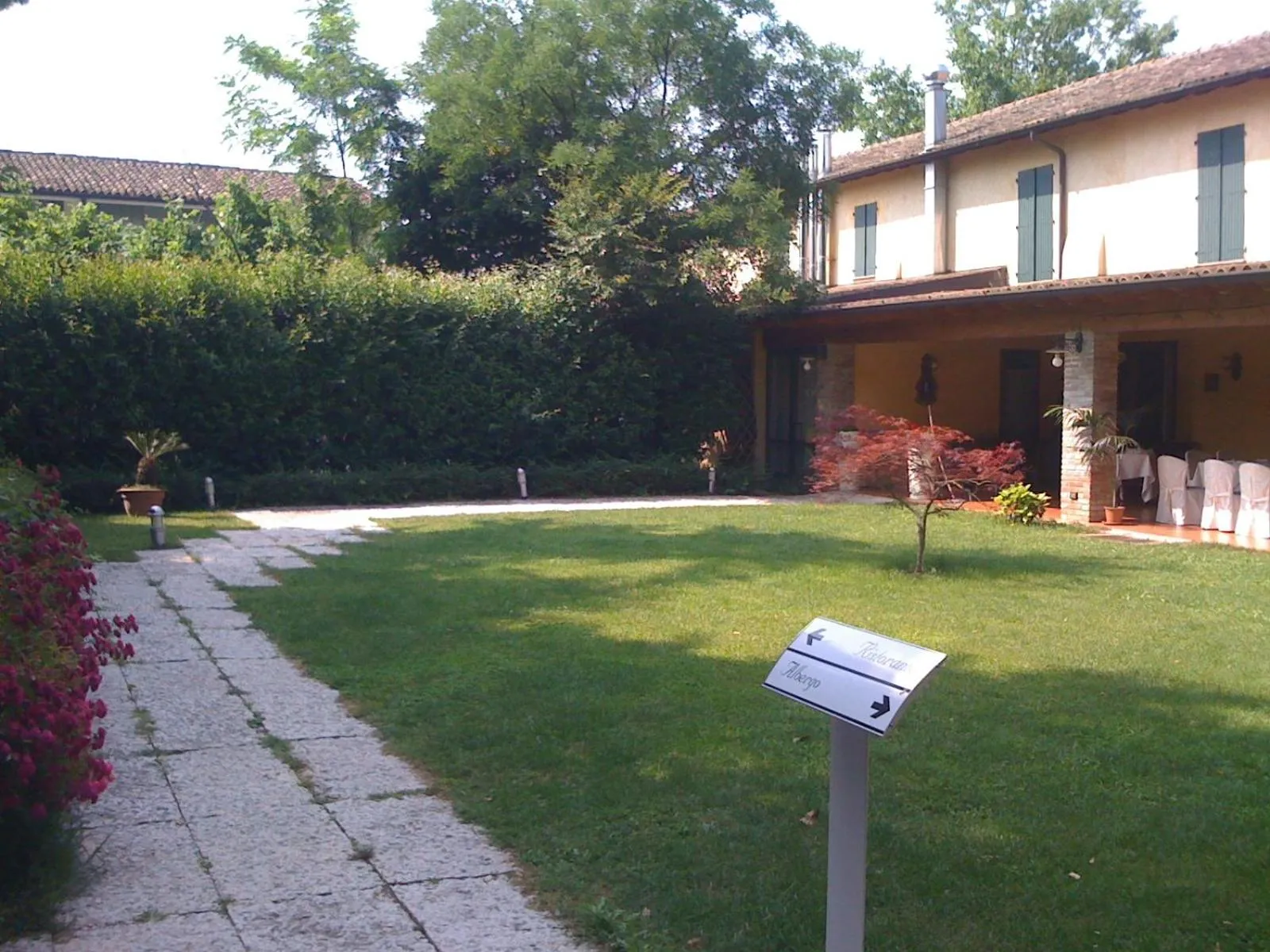 Garden in Albergo Dimora Storica Antica Hostelleria