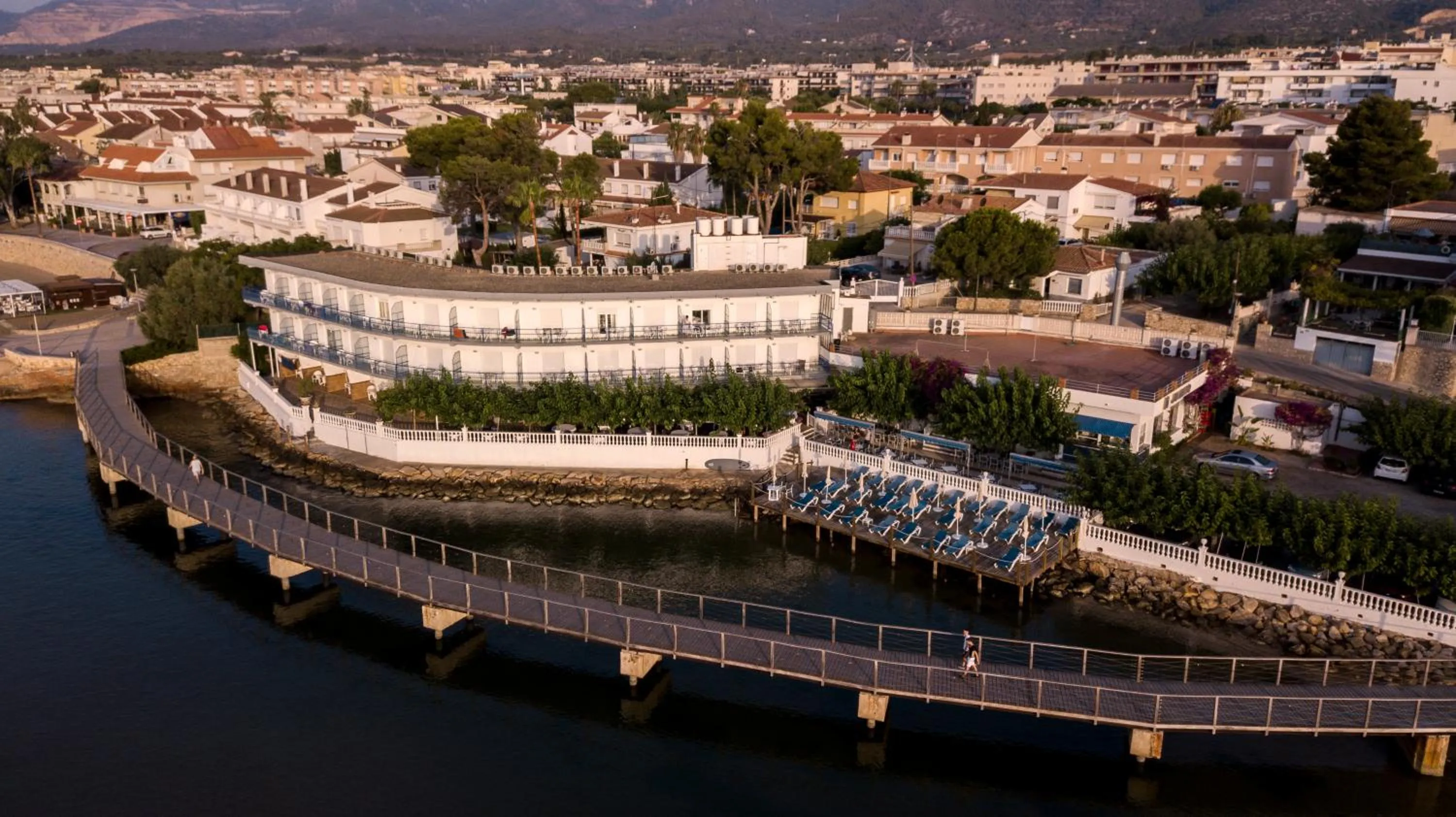 Beach in Hotel Restaurant Juanito Platja