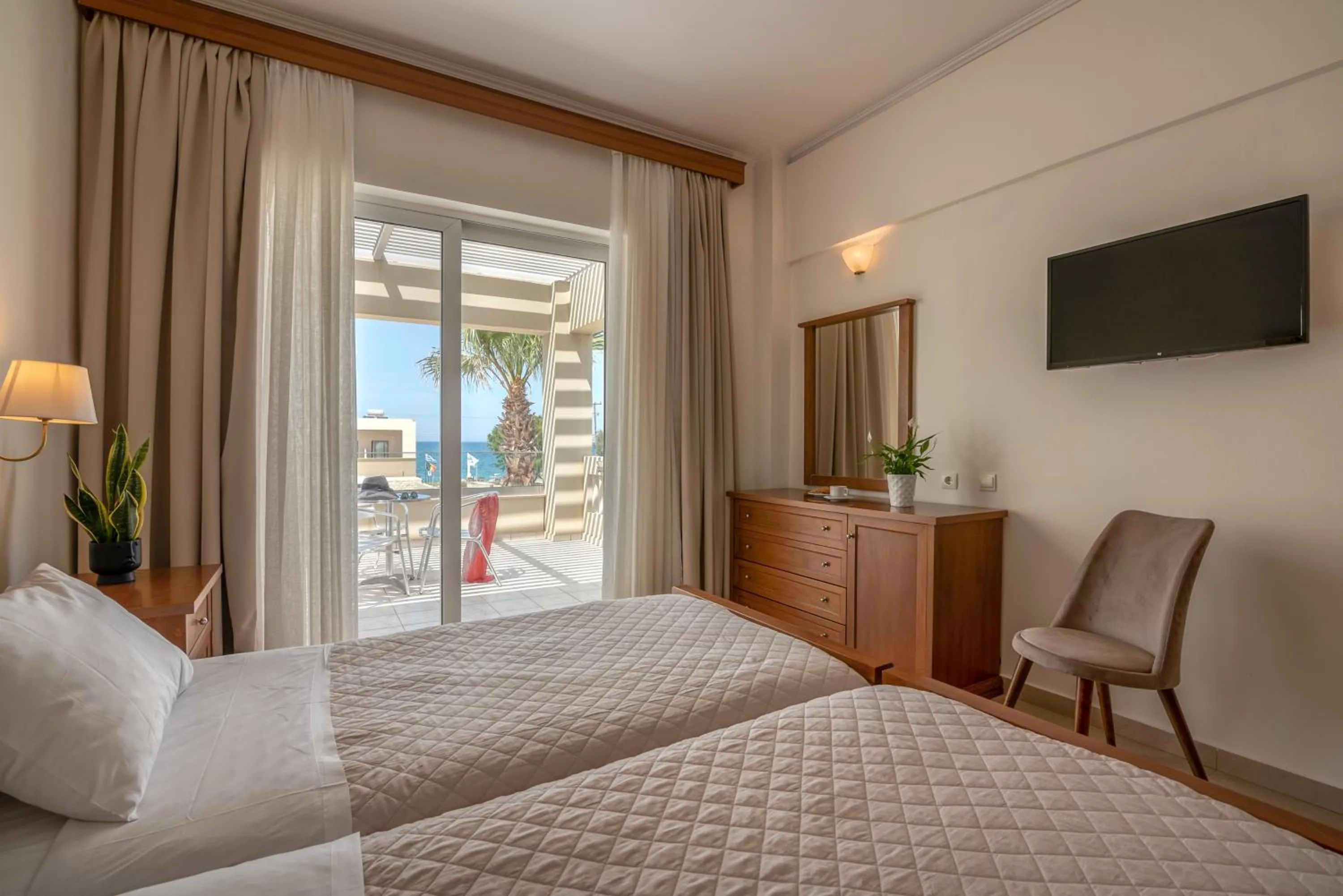 Bed in Castro Beach Hotel