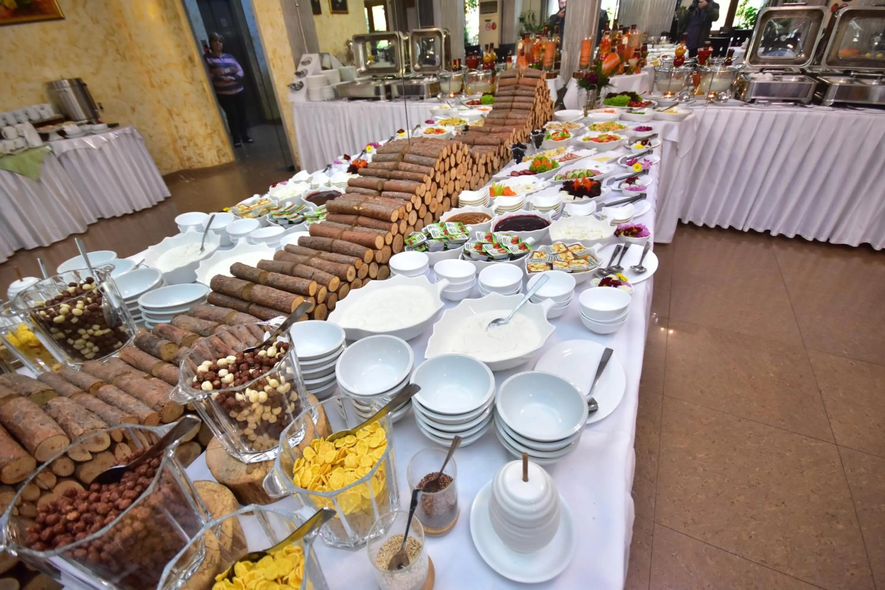 Restaurant/places to eat in Hotel Chao