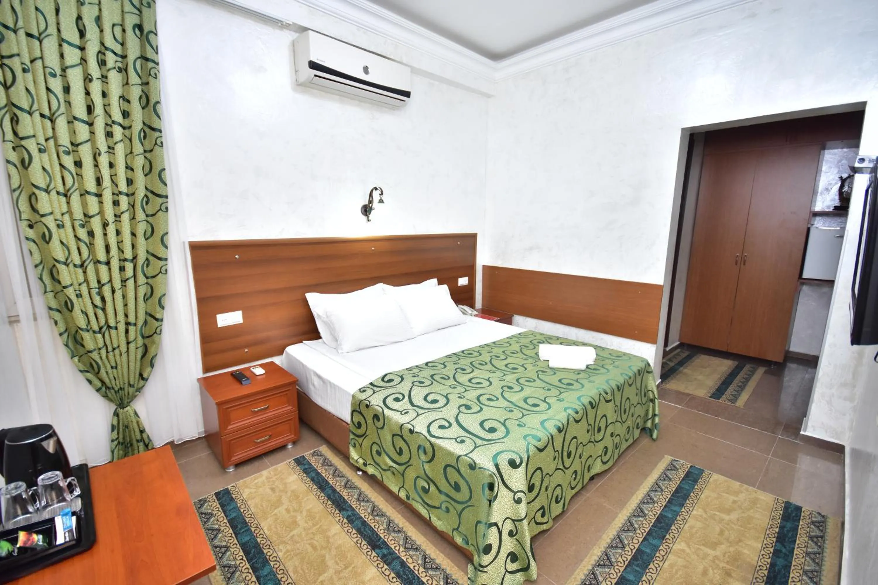 Photo of the whole room, Bed in Hotel Chao