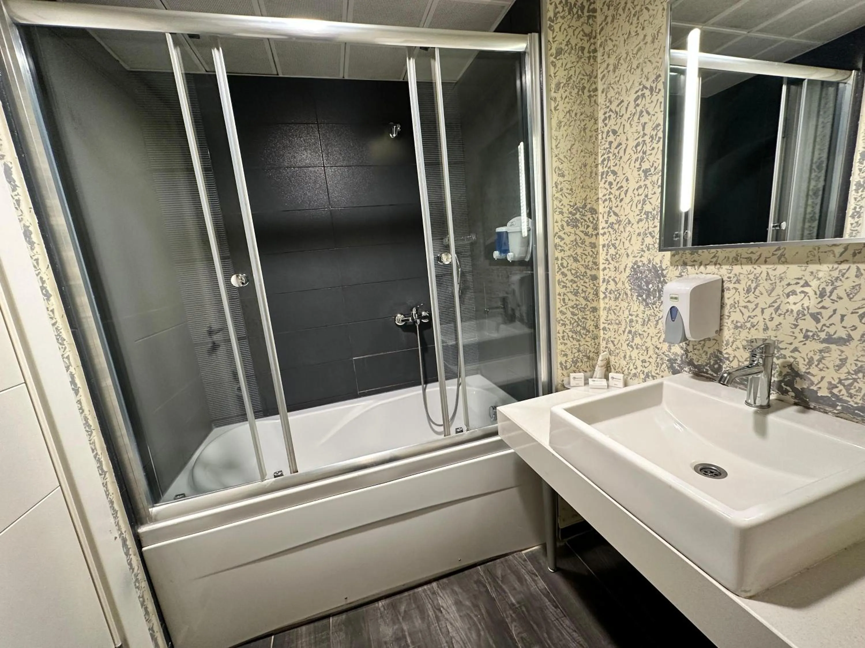 Bathroom in Tempo Hotel Caglayan