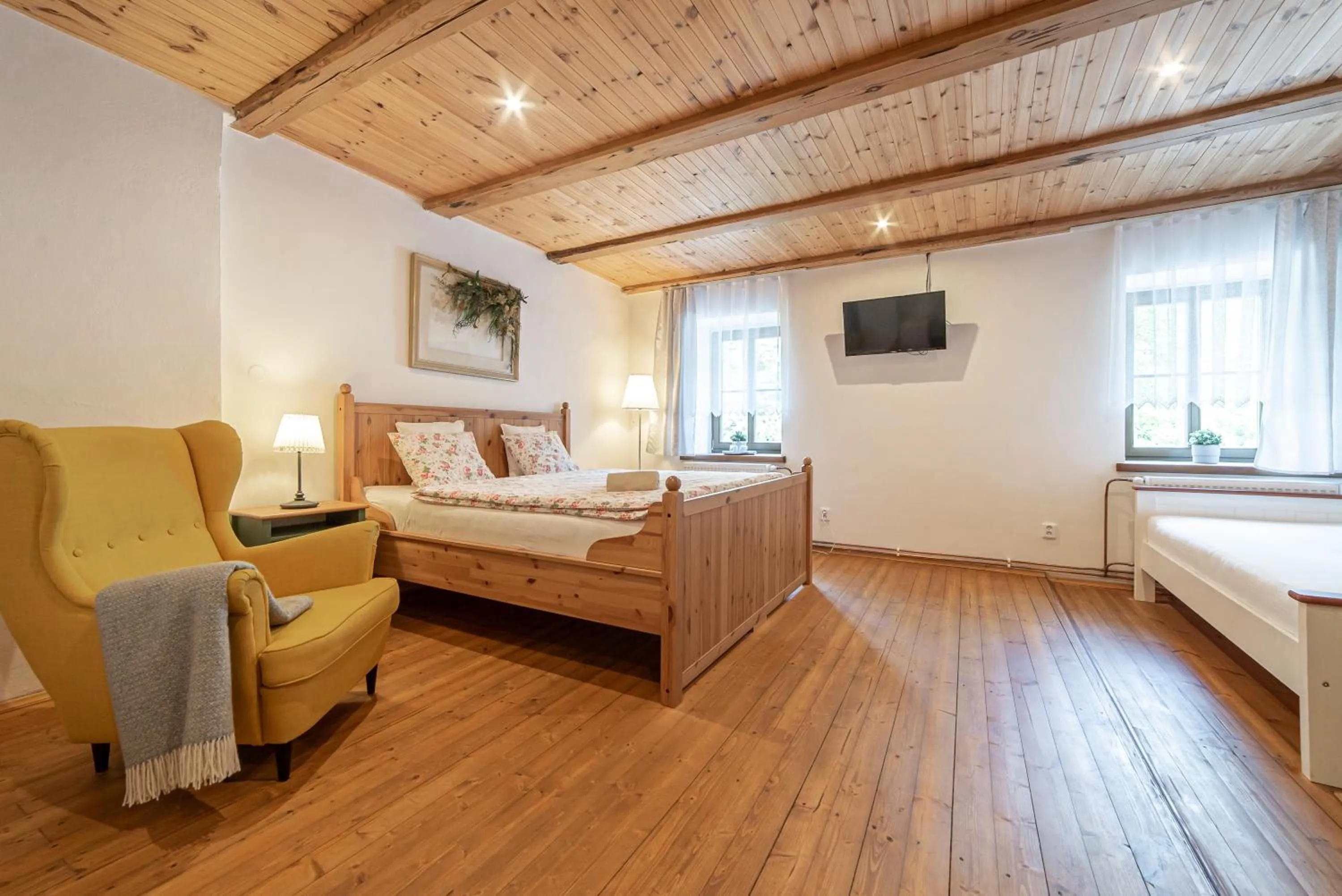 Bed in Hamr Divci Kamen