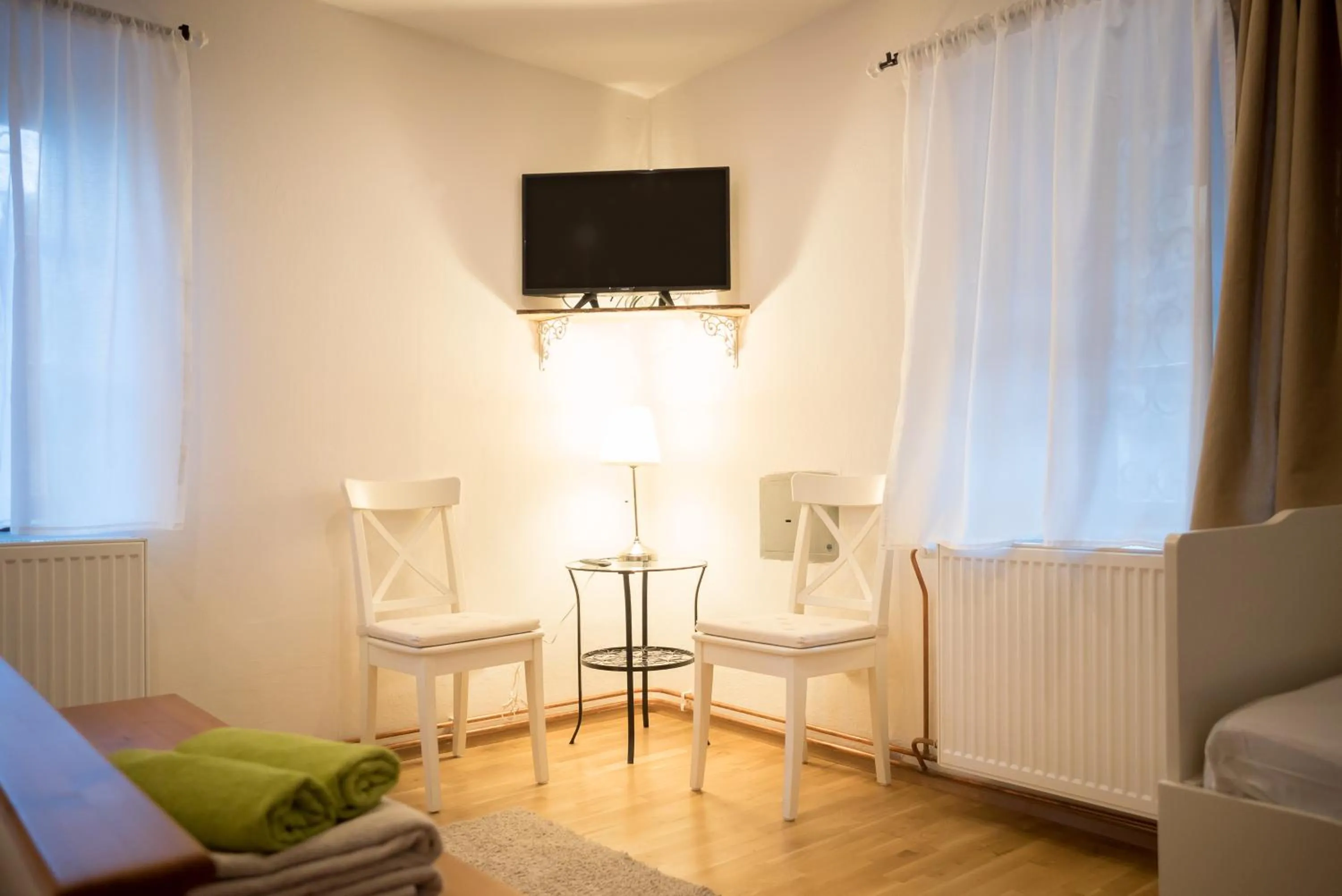 Seating area in Hamr Divci Kamen