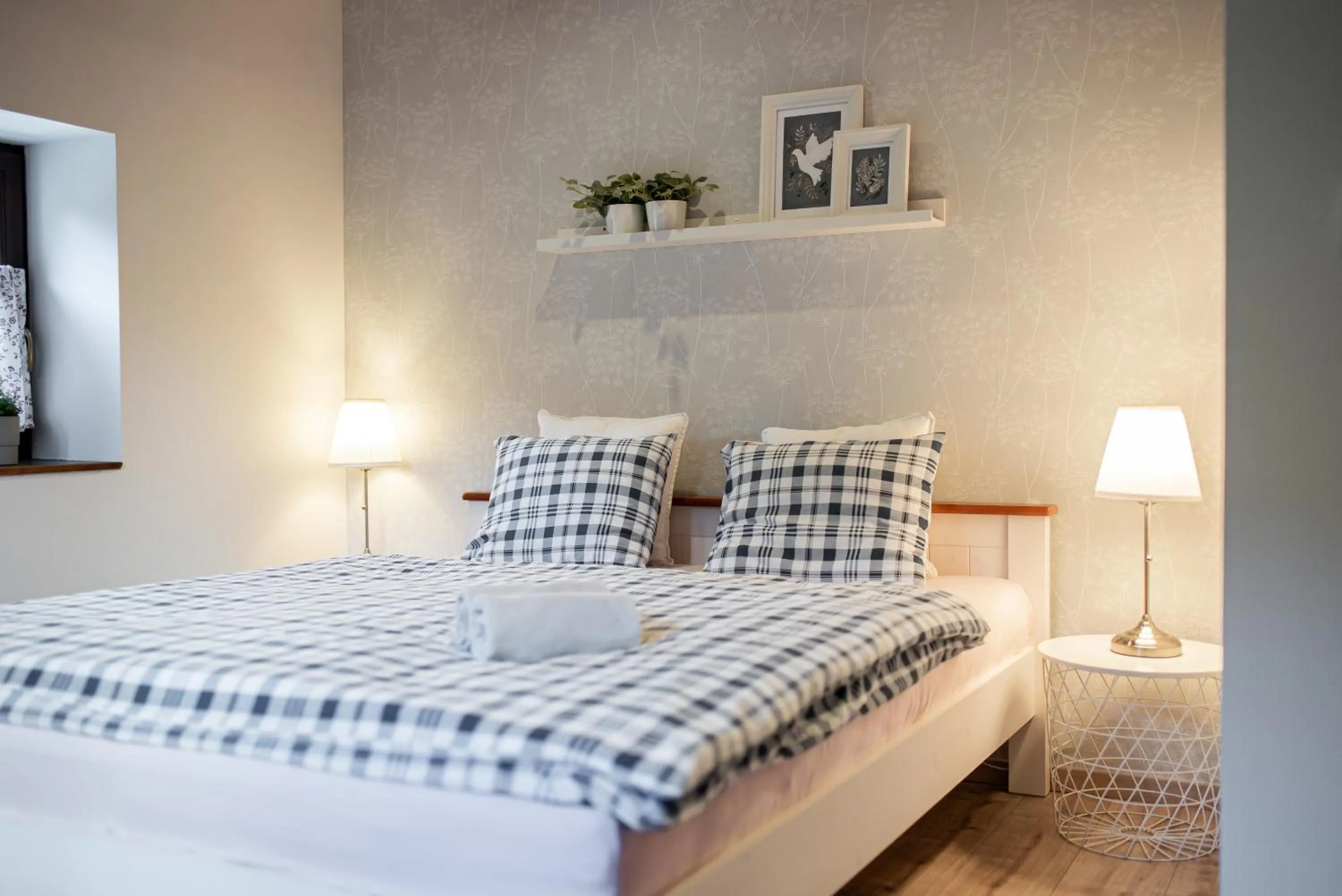 Bed in Hamr Divci Kamen