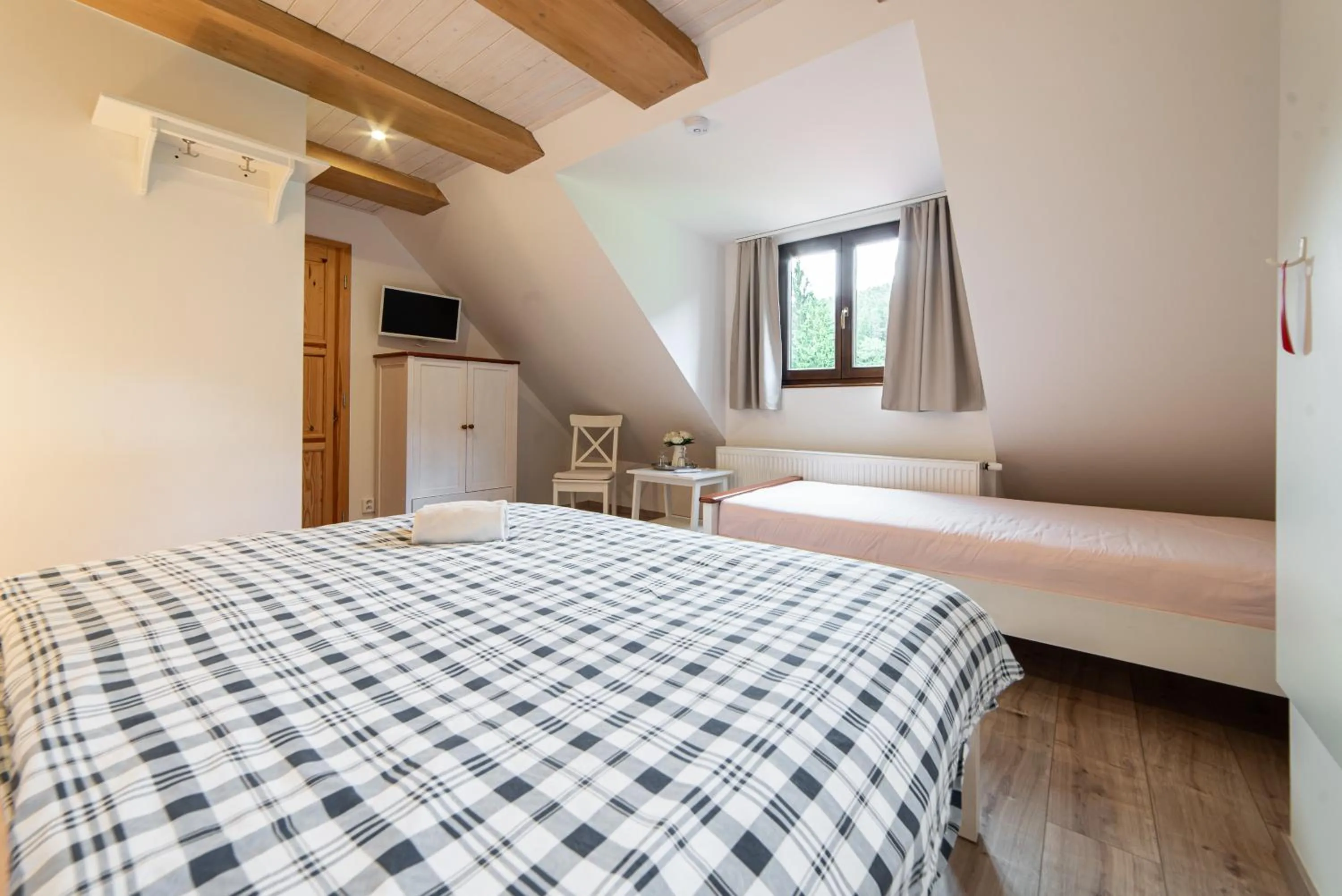 Bed in Hamr Divci Kamen