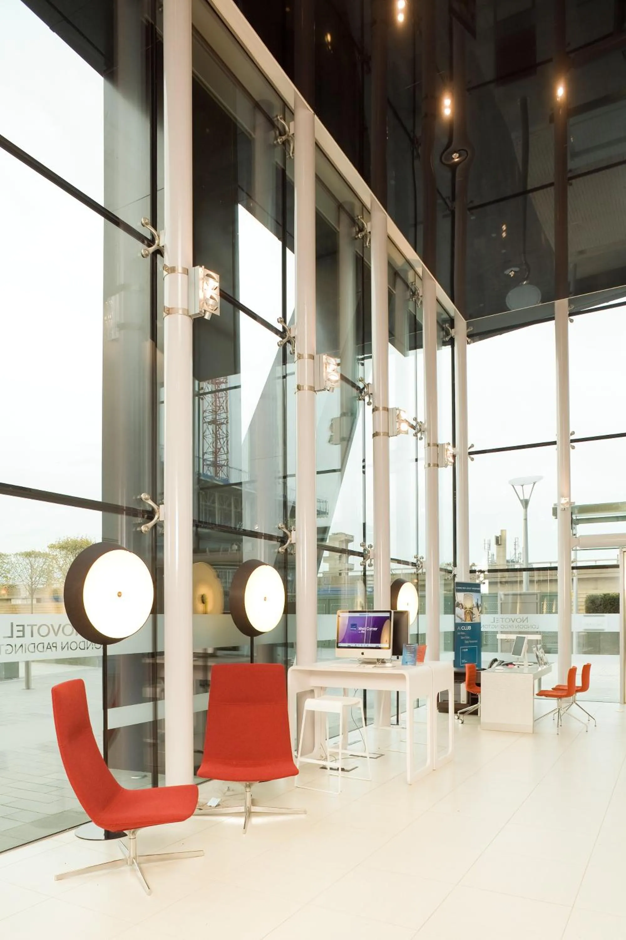 TV and multimedia in Novotel London Paddington