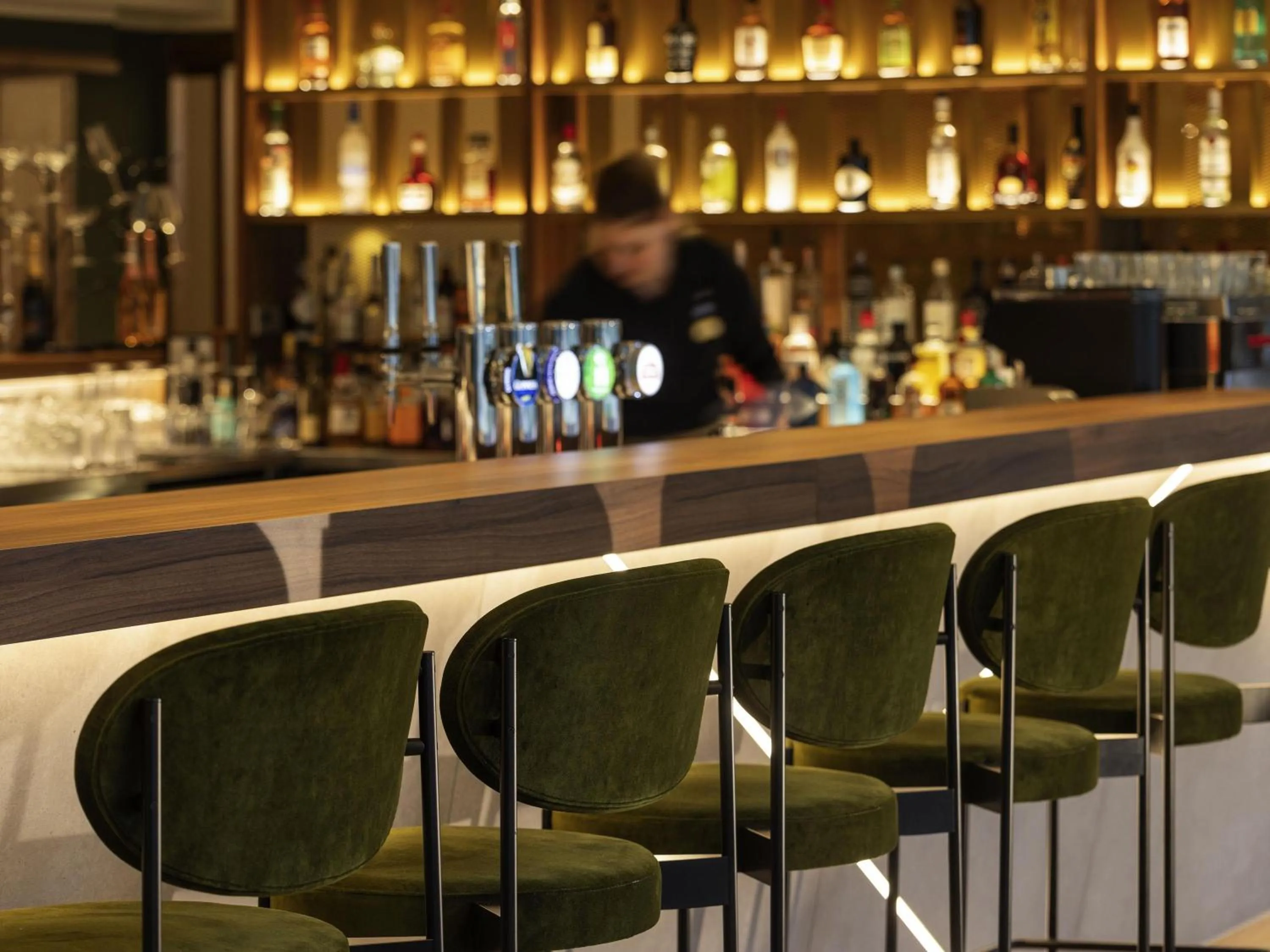 Lounge or bar in Novotel London Paddington