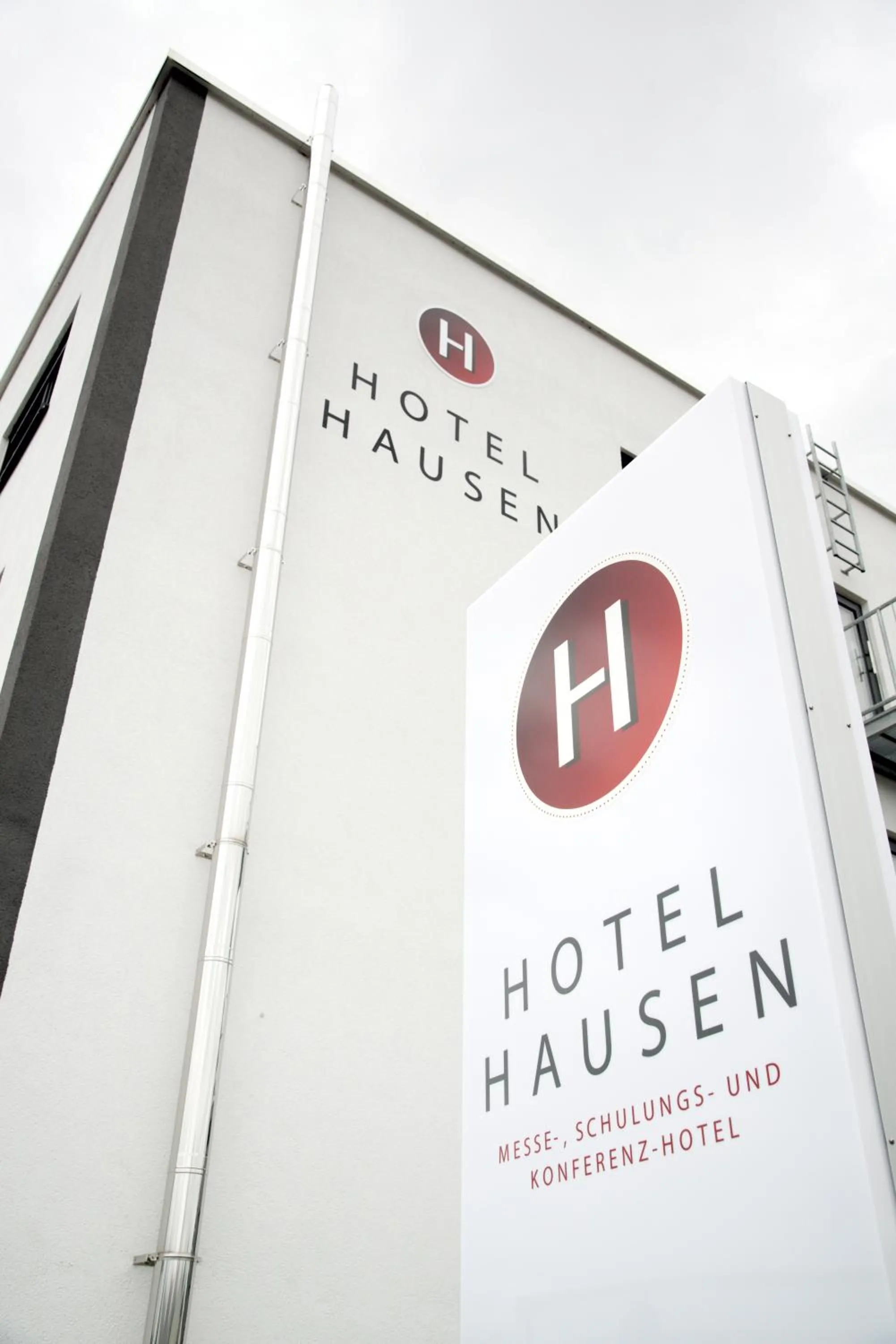 Property building in Hotel Hausen Obertshausen Frankfurt
