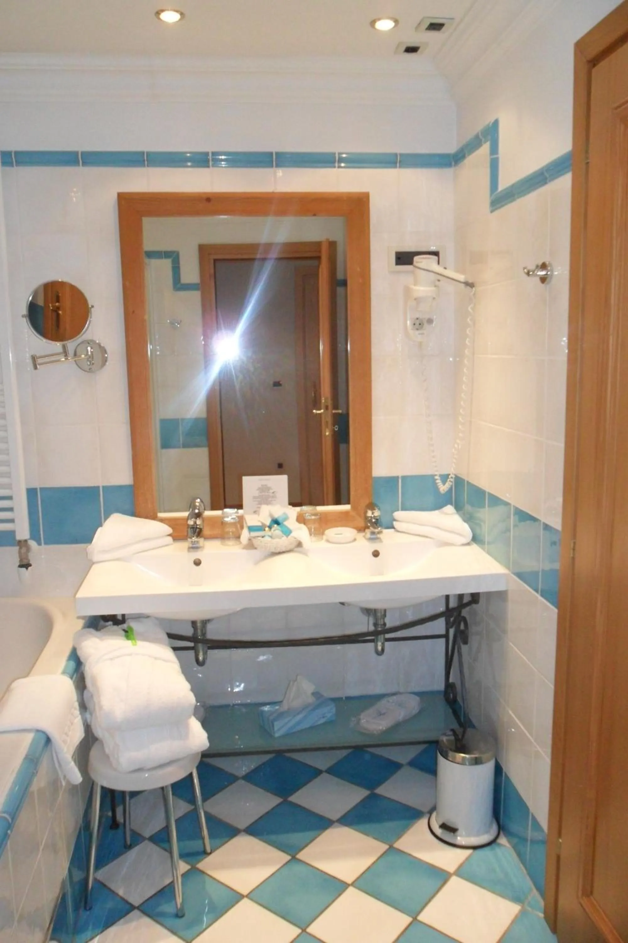 Toilet in Hotel Miramar