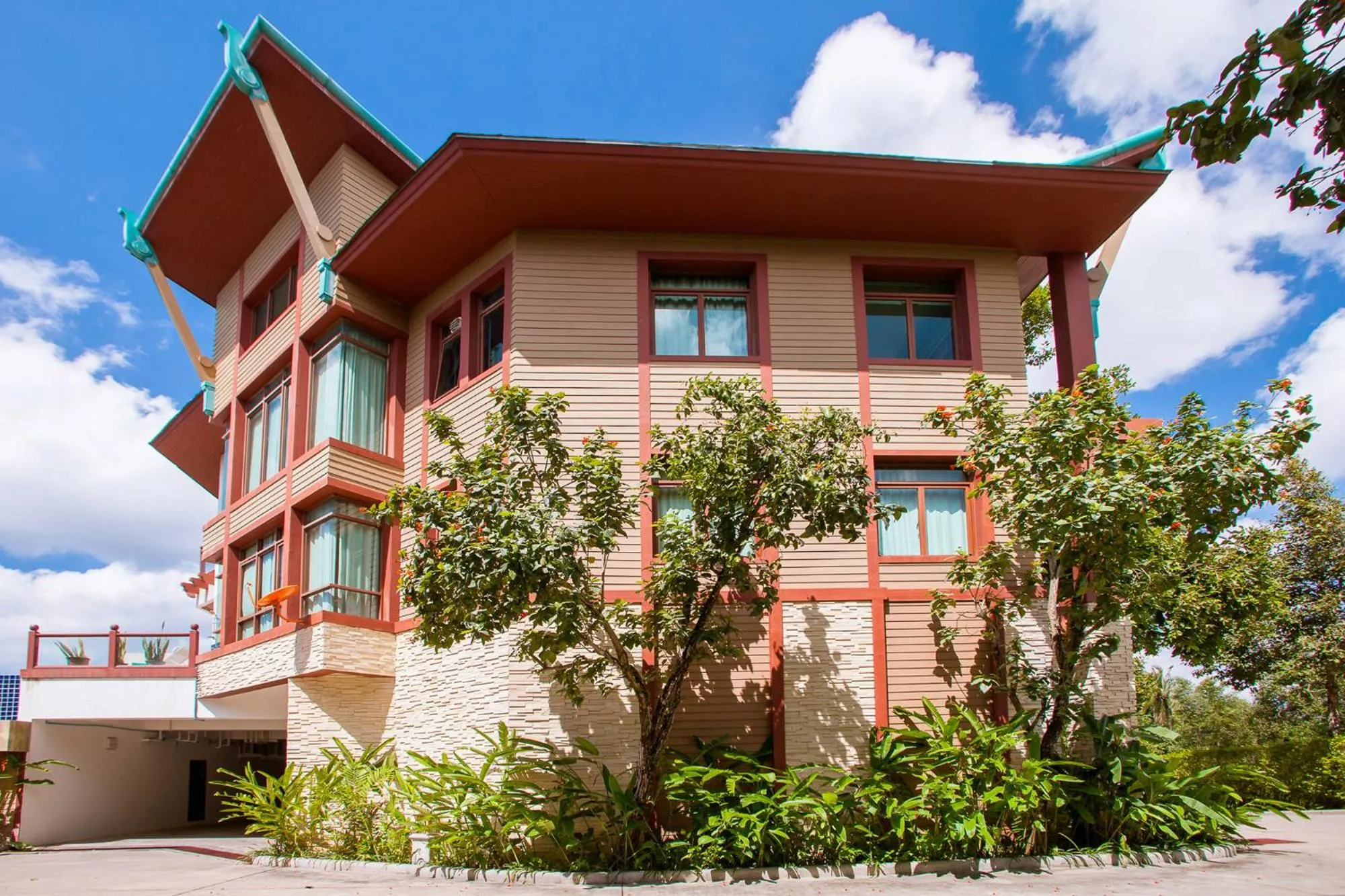 Facade/entrance in Amatapura Villa 26