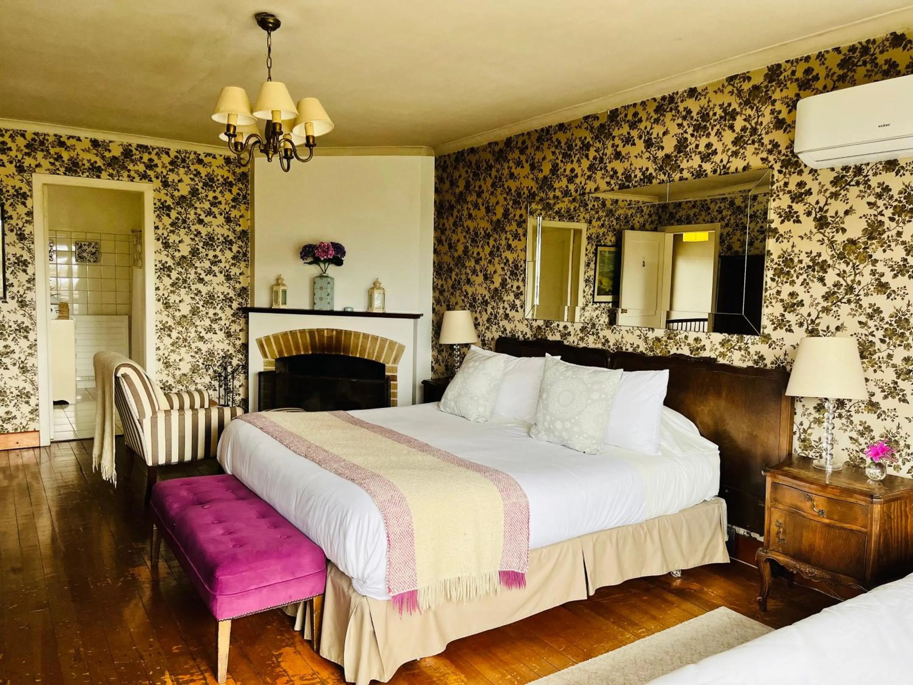 Bed in Hotel El Ciervo