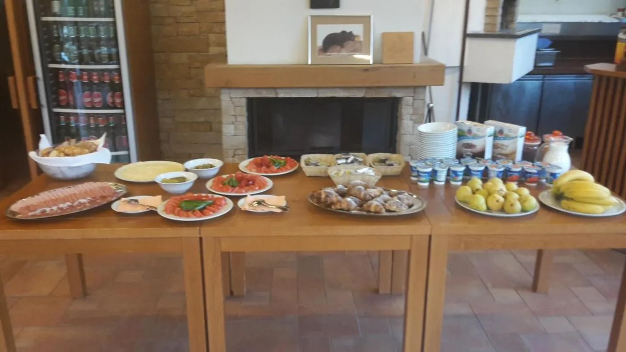 Breakfast in Hotel Rakitna