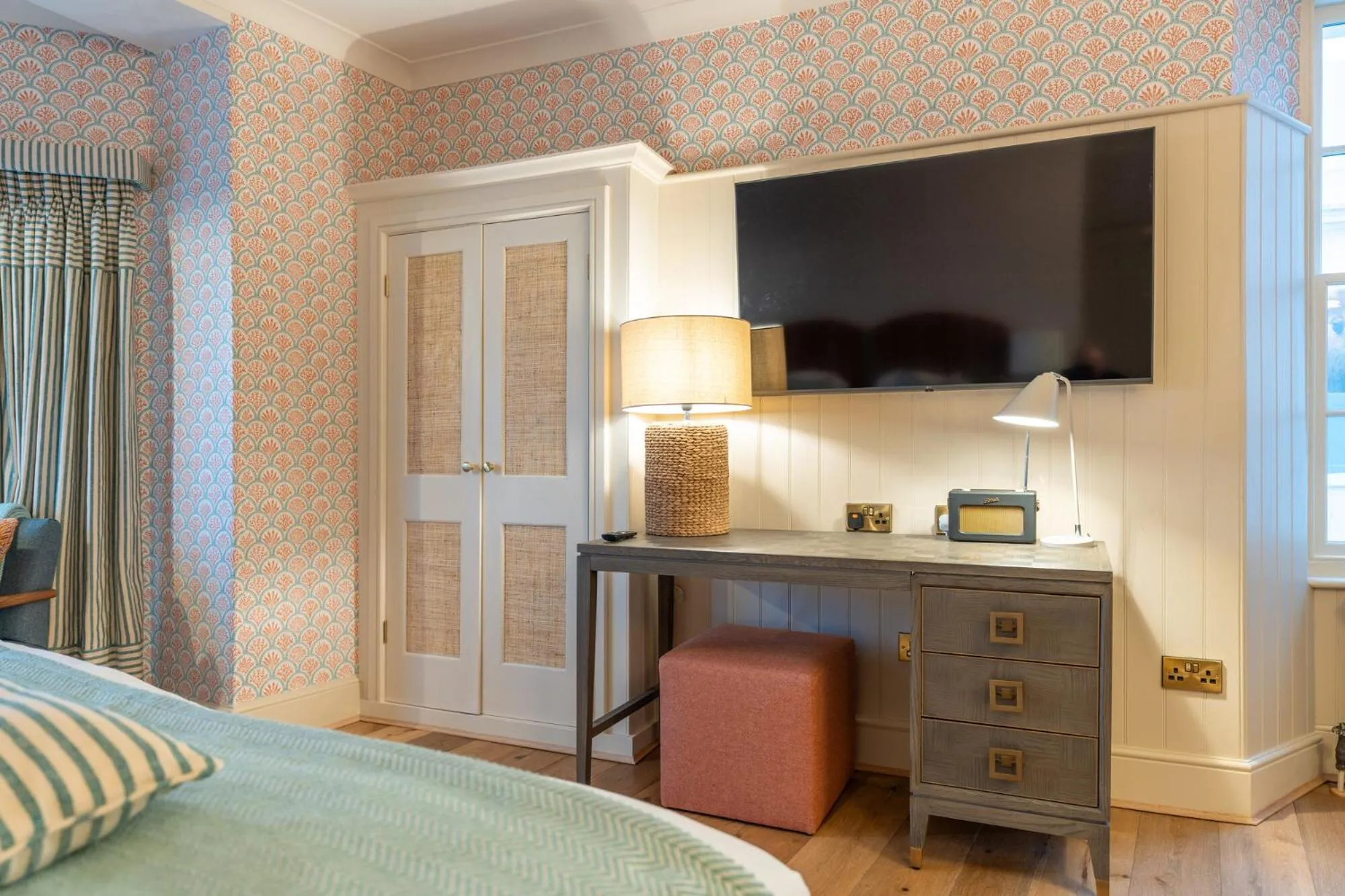 Bed in The Royal Albion