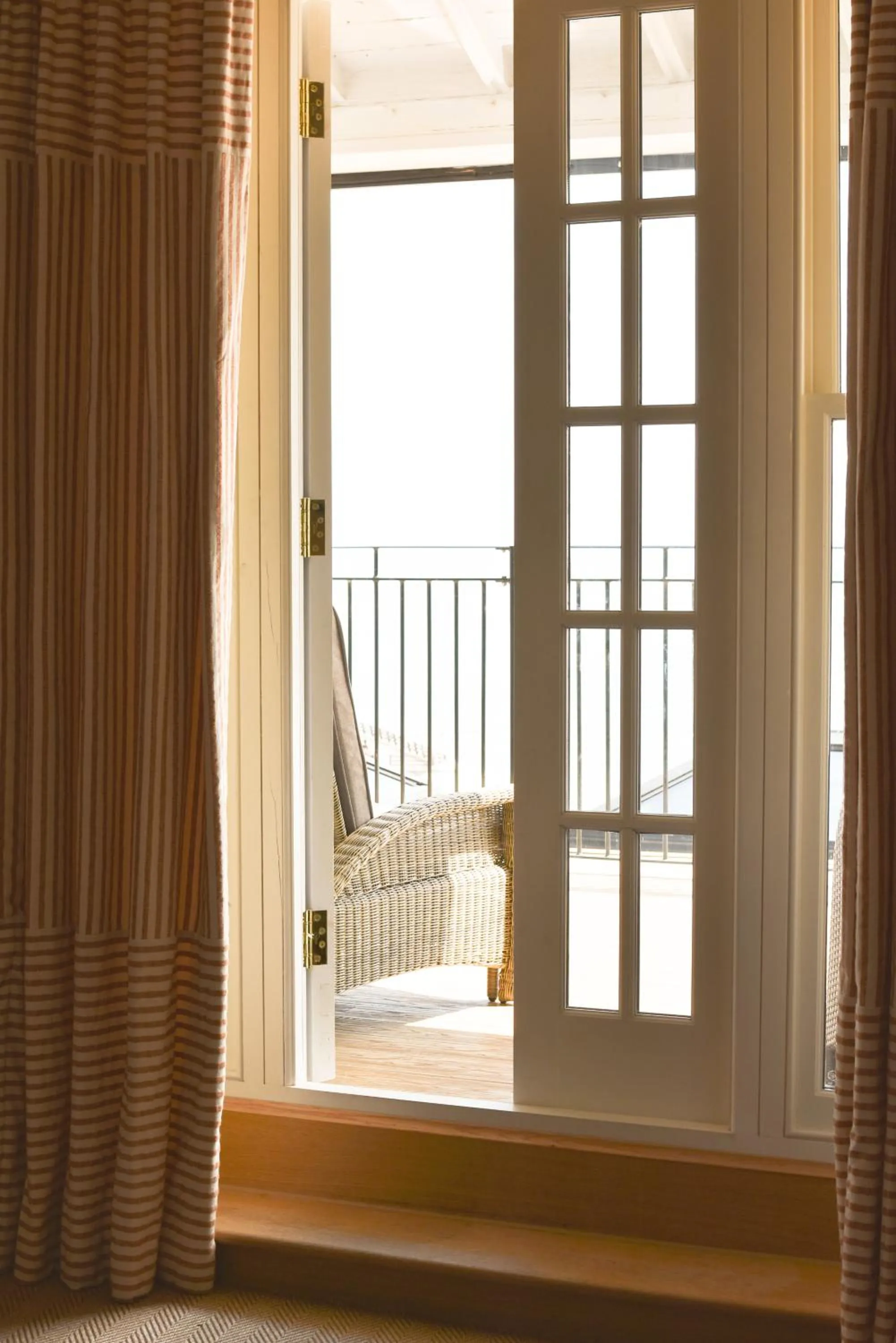 Bed in The Royal Albion