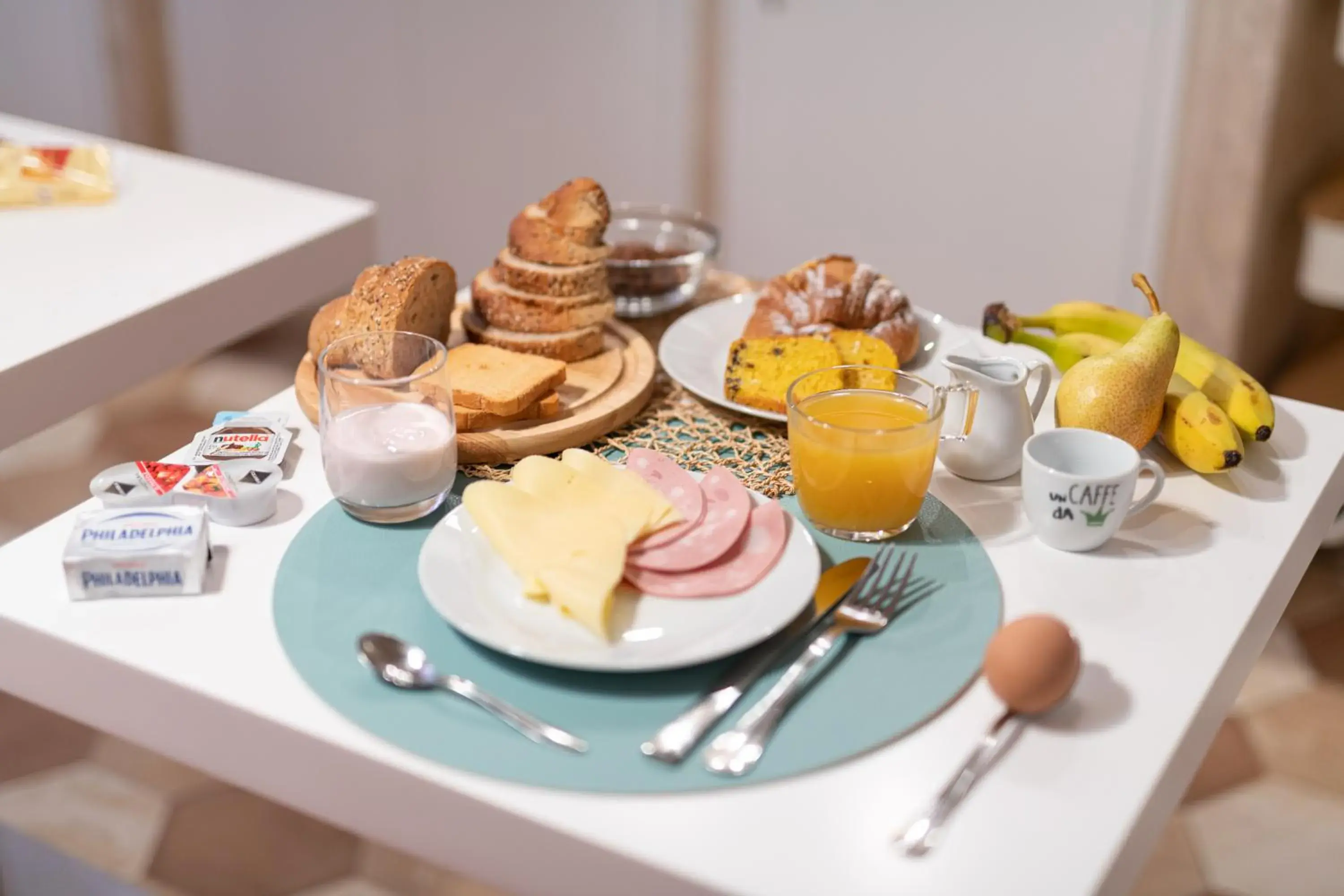 Breakfast in Colosseo Accomodation Room Guest House Breakfast in Colosseo Accomodation Room Guest House