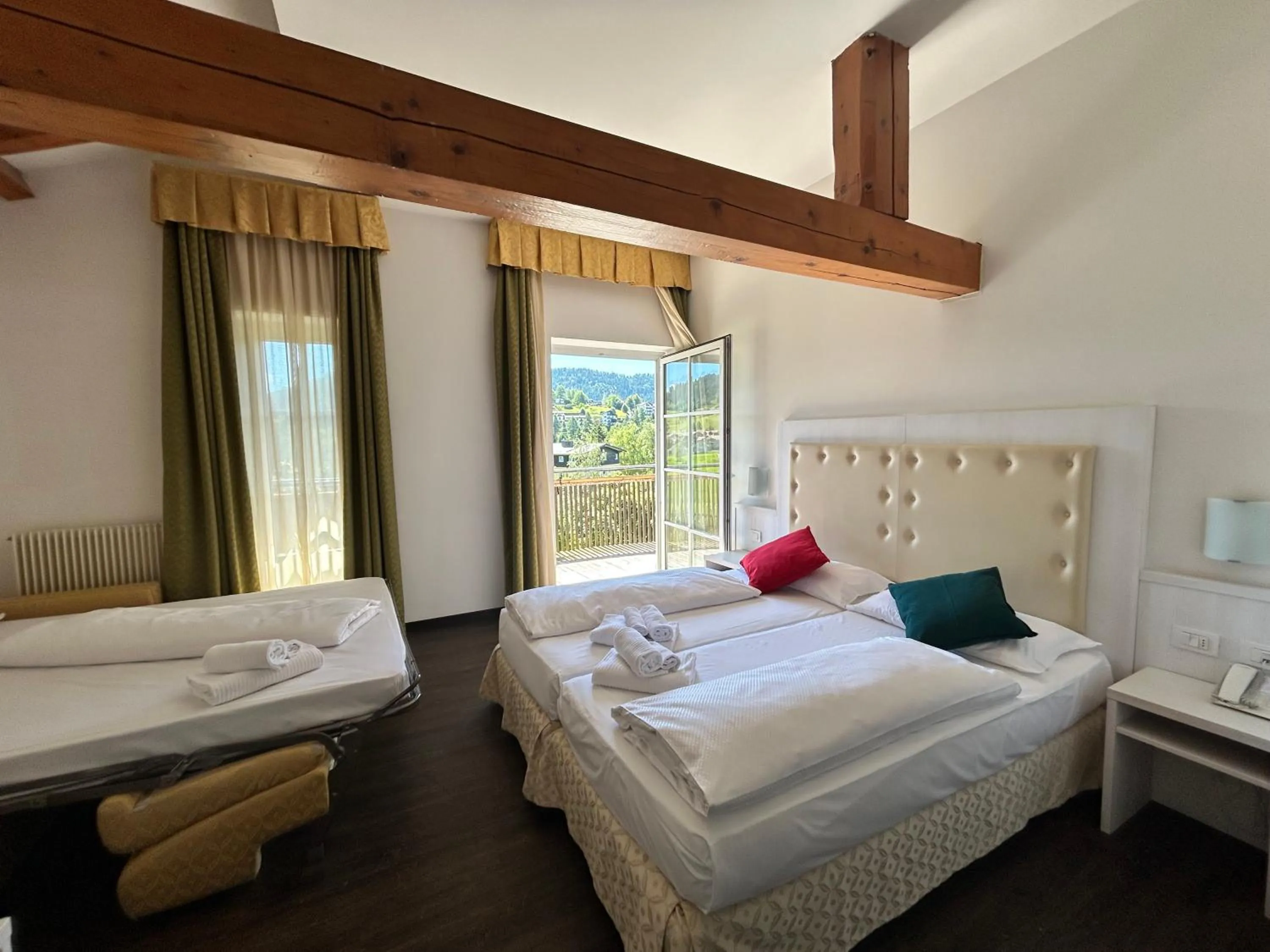 Bed in Alpen Hotel Eghel