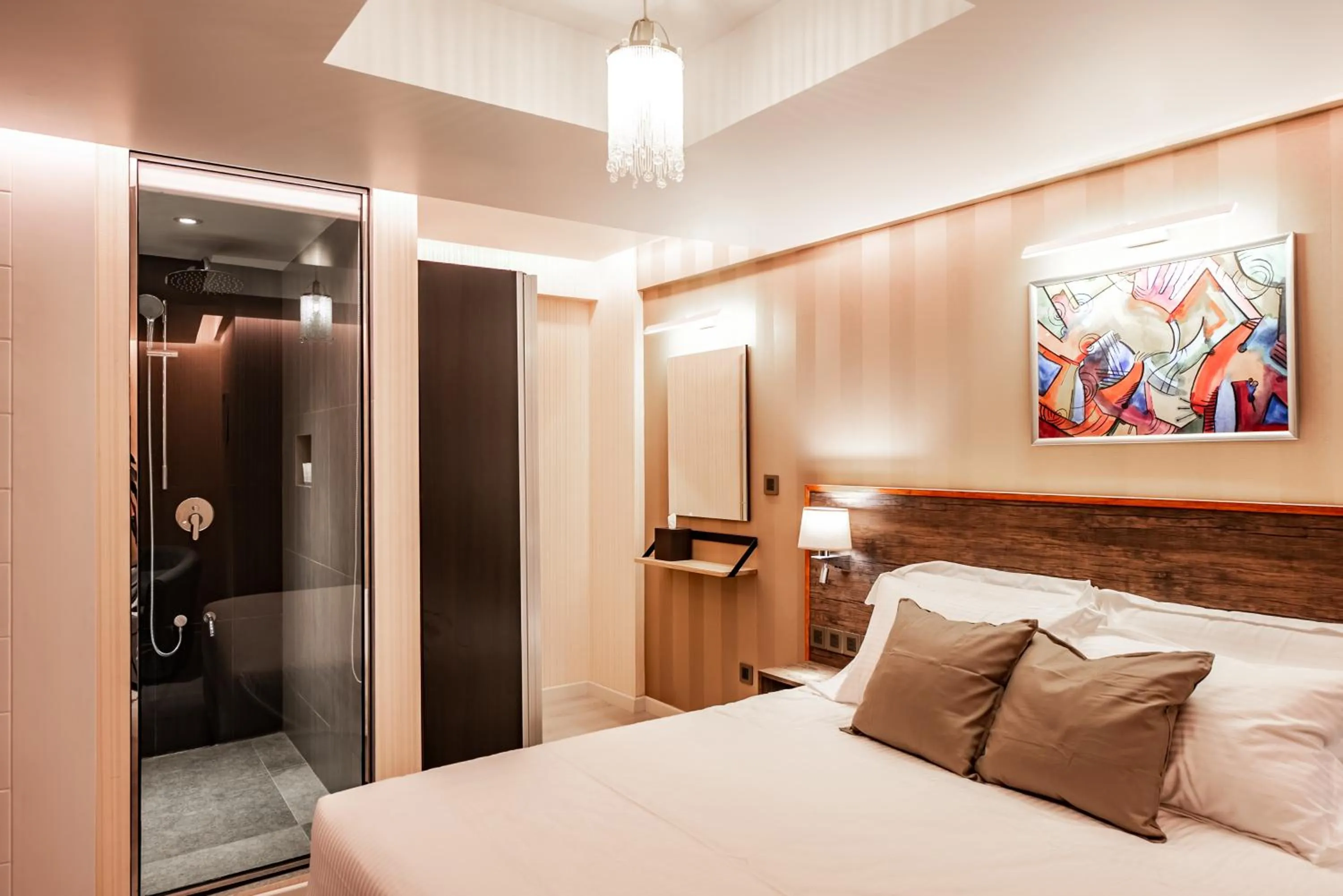 Photo of the whole room, Bed in Amina Residency