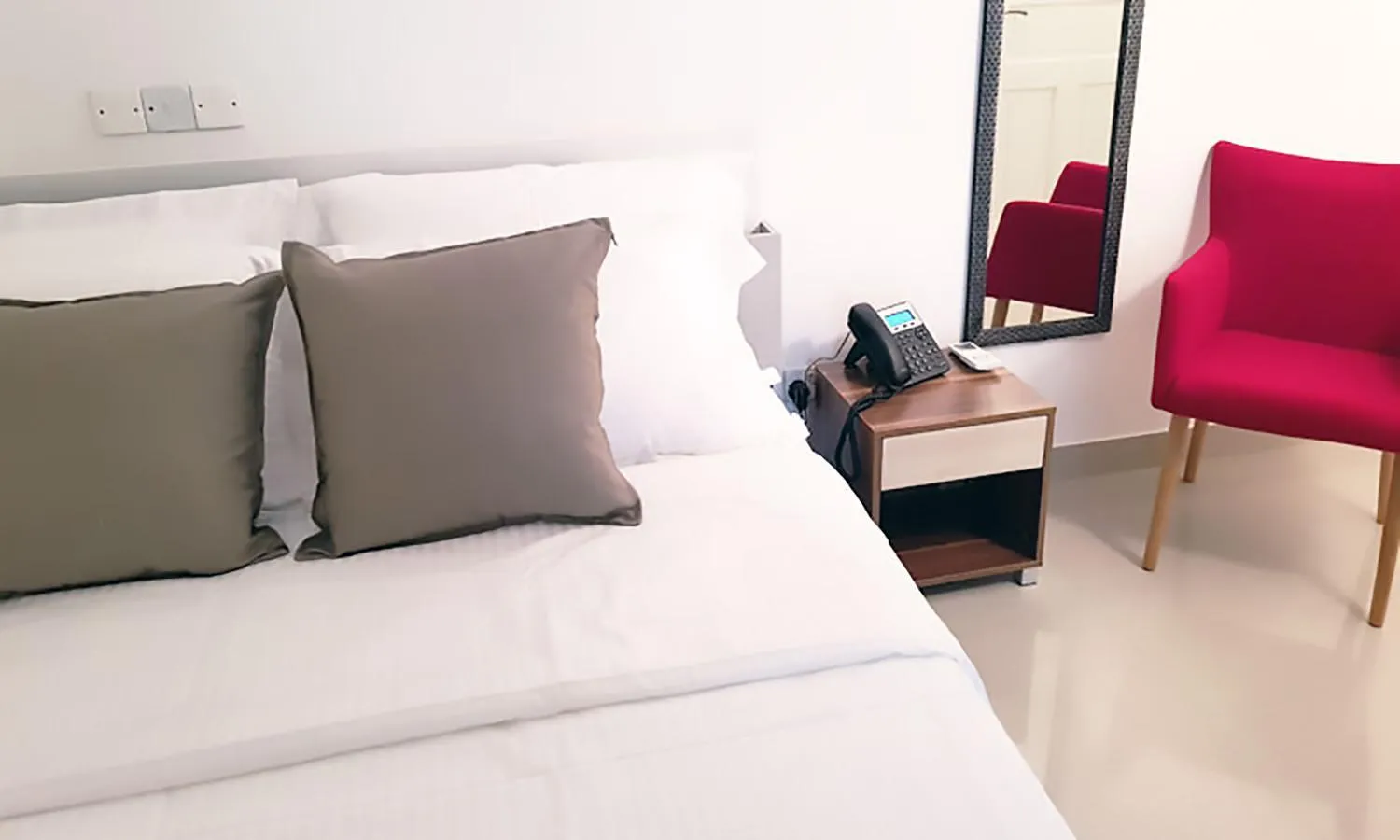 Photo of the whole room, Bed in Amina Residency