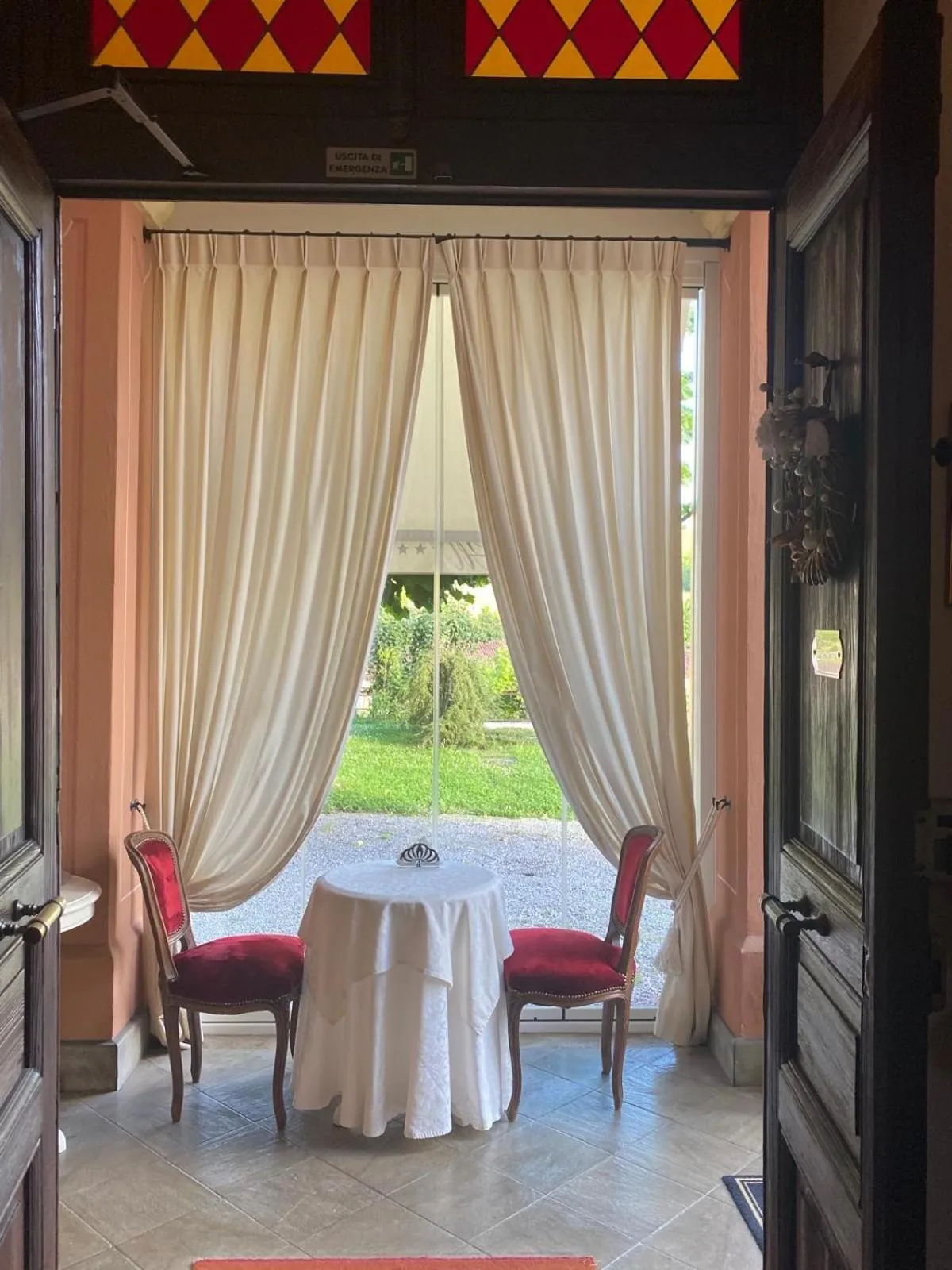 Facade/entrance in Duchessa Margherita Chateaux & Hotels