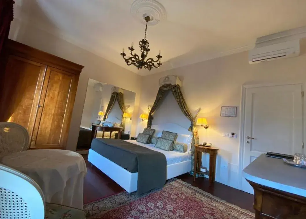 air conditioner, Bed in Duchessa Margherita Chateaux & Hotels air conditioner, Bed in Duchessa Margherita Chateaux & Hotels