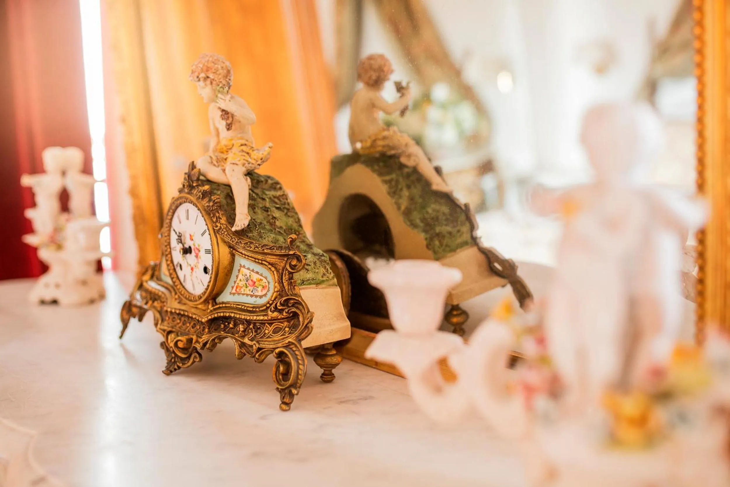 Decorative detail in Duchessa Margherita Chateaux & Hotels