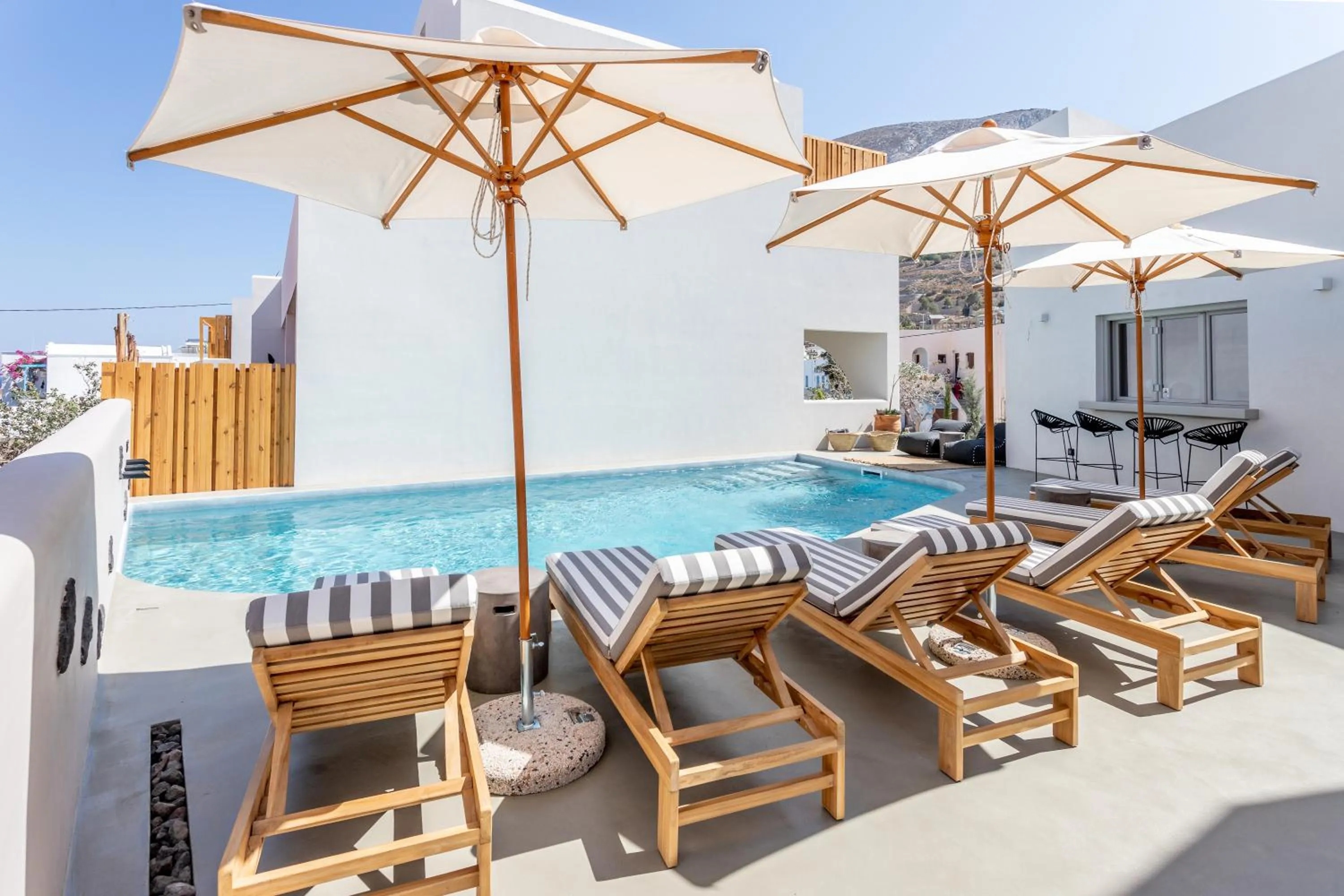 Swimming pool in Aegean Gem