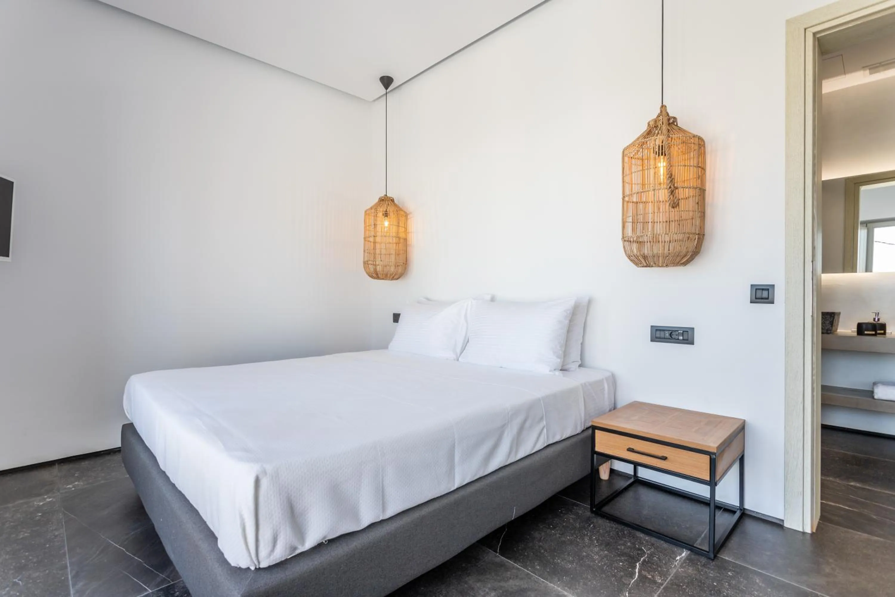 Bedroom, Bed in Aegean Gem