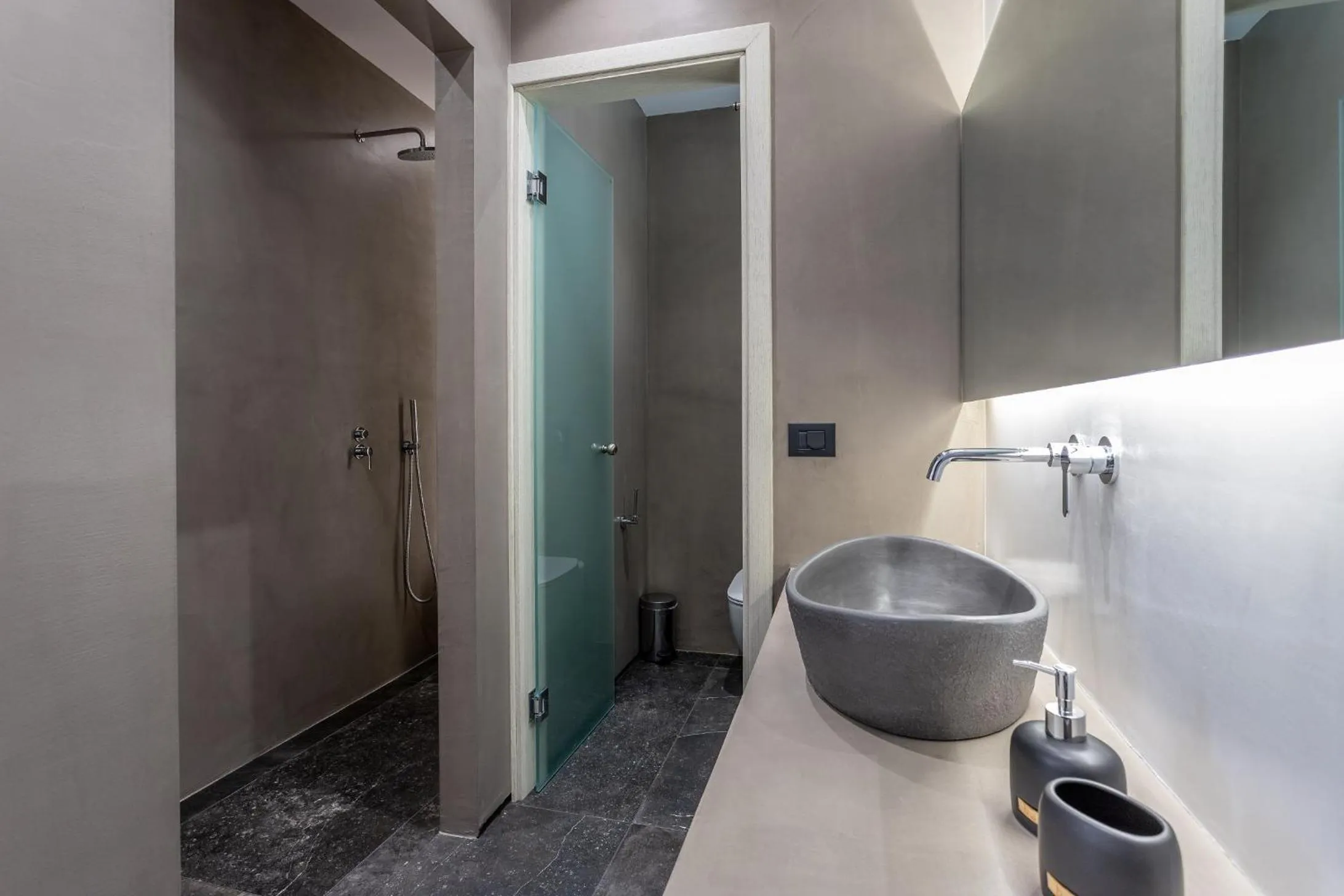 Shower in Aegean Gem