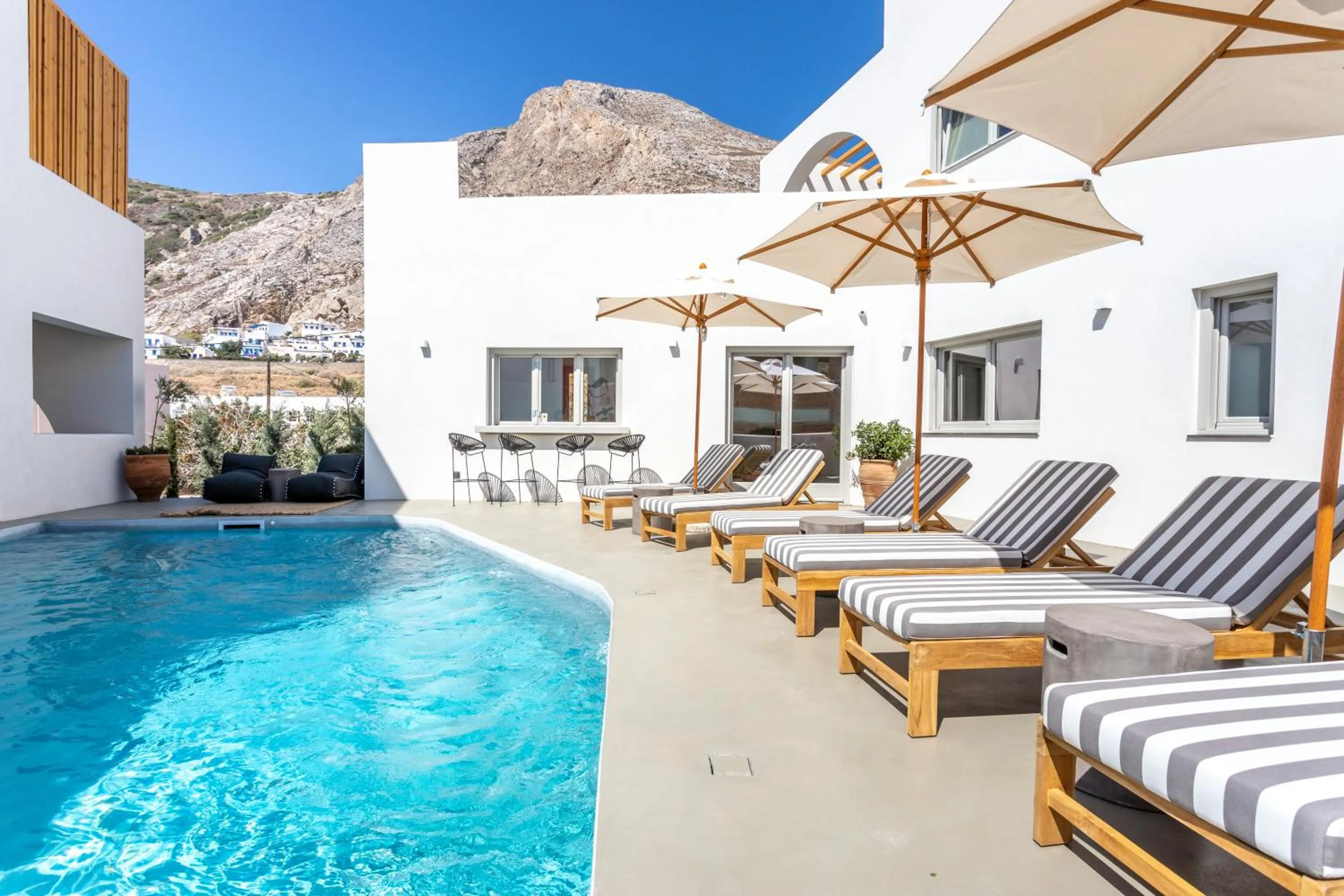 Swimming pool in Aegean Gem