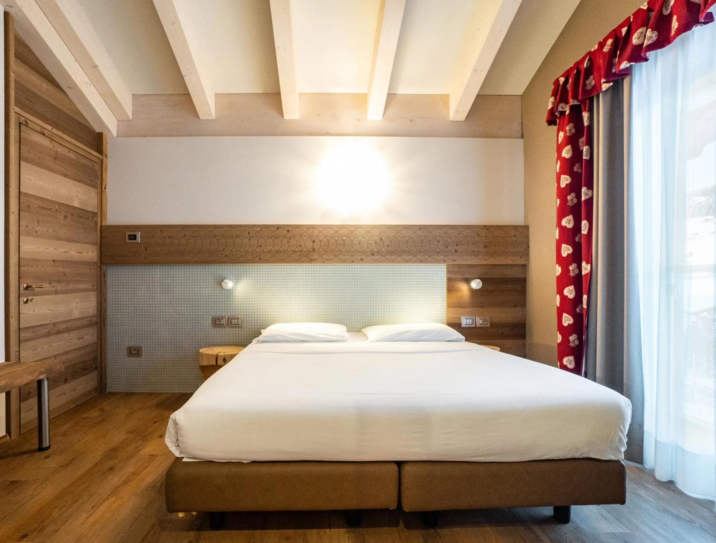 Bedroom, Bed in Residence Antares