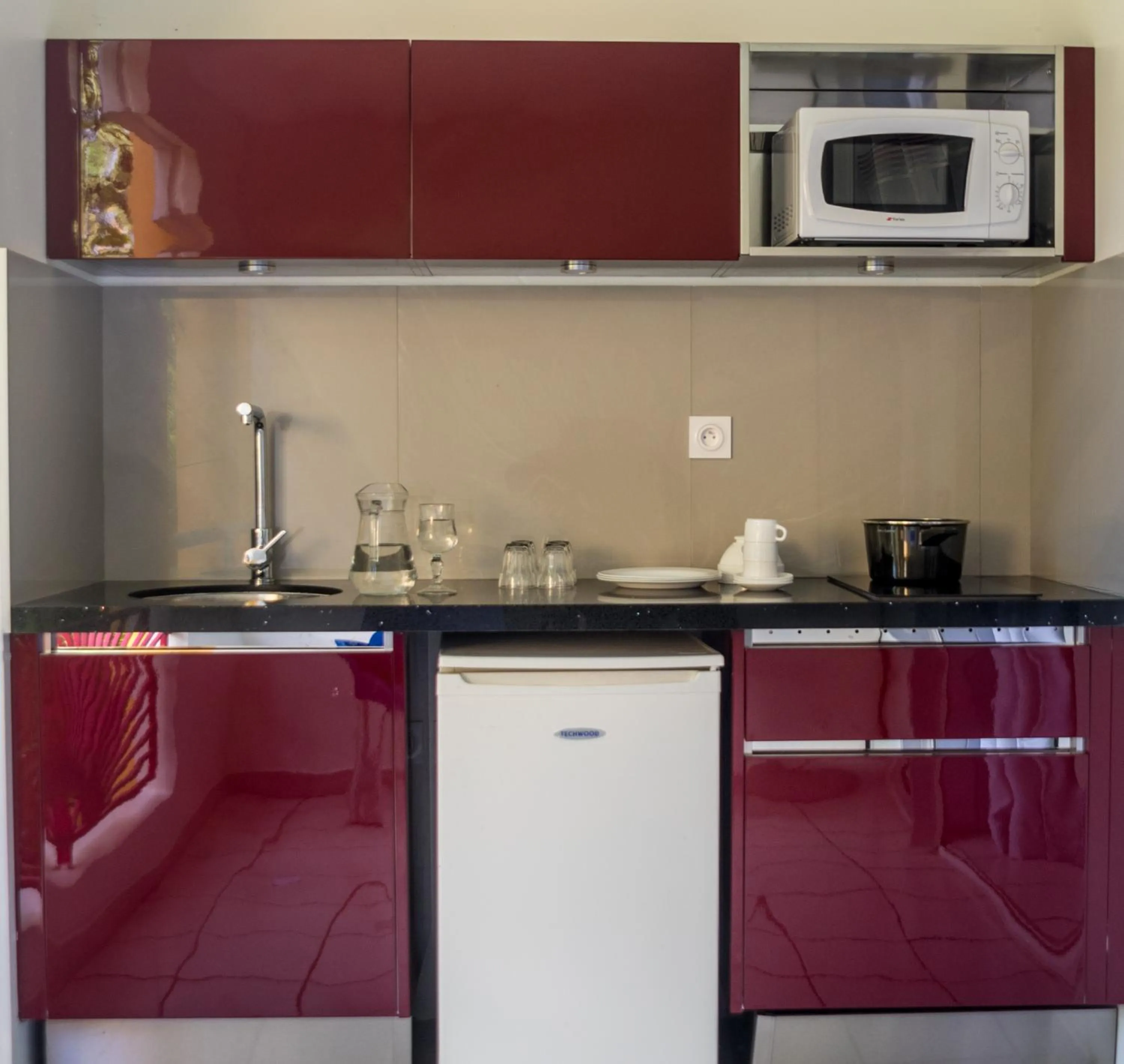 Kitchen or kitchenette in Canella Beach Hotel