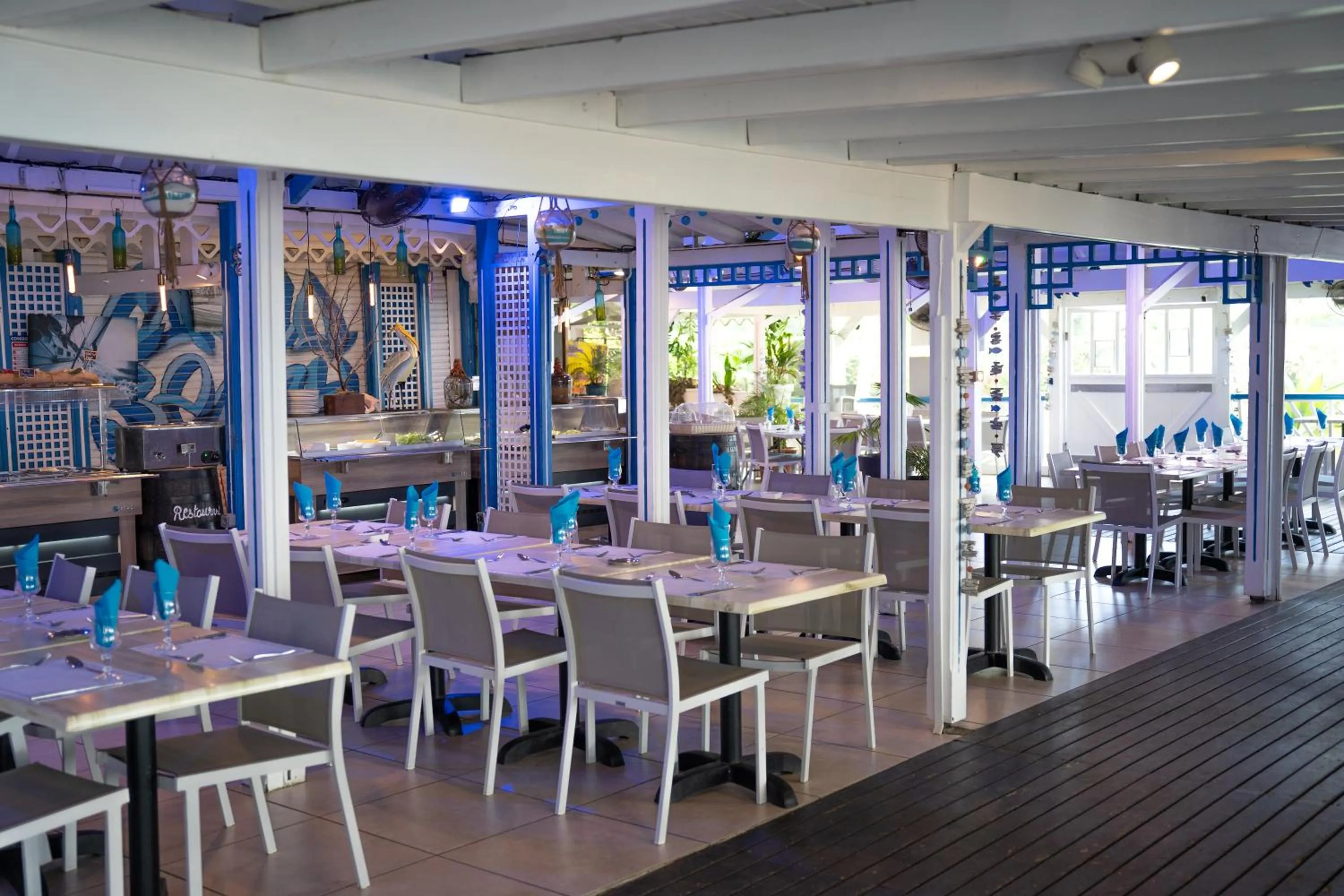 Restaurant/places to eat in Canella Beach Hotel