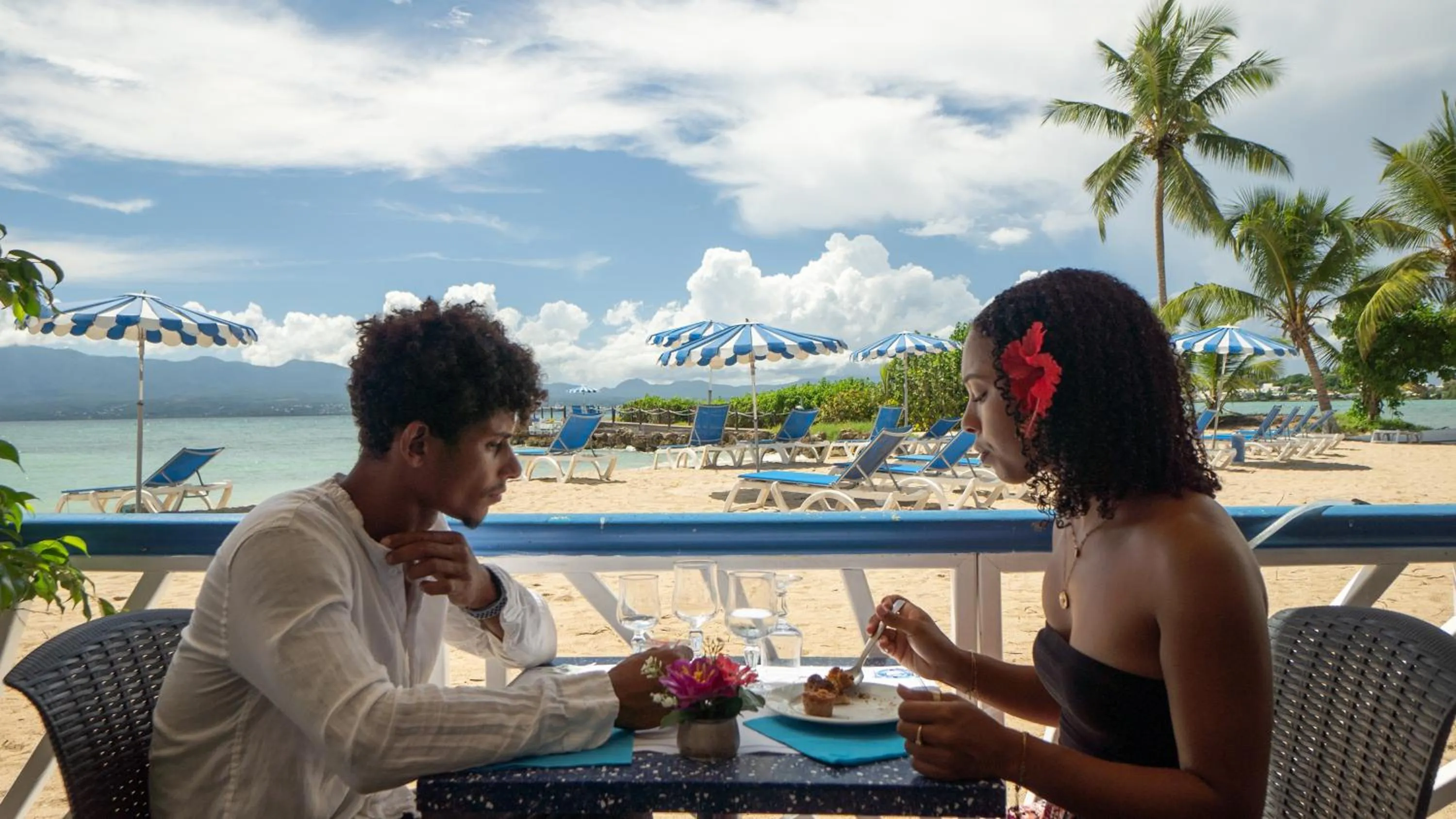 Restaurant/places to eat in Canella Beach Hotel