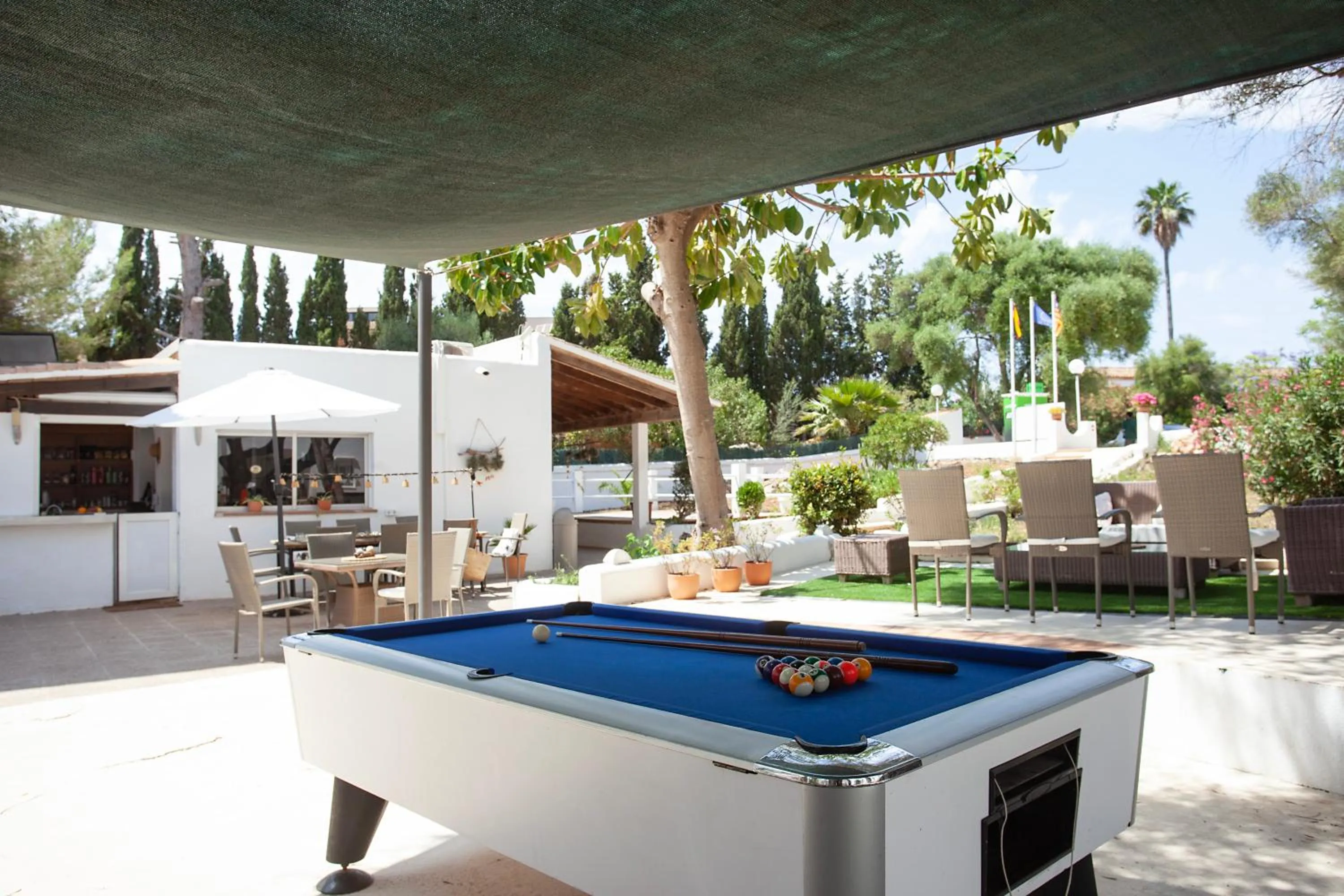 Billiard in BJ Apartamentos Europa