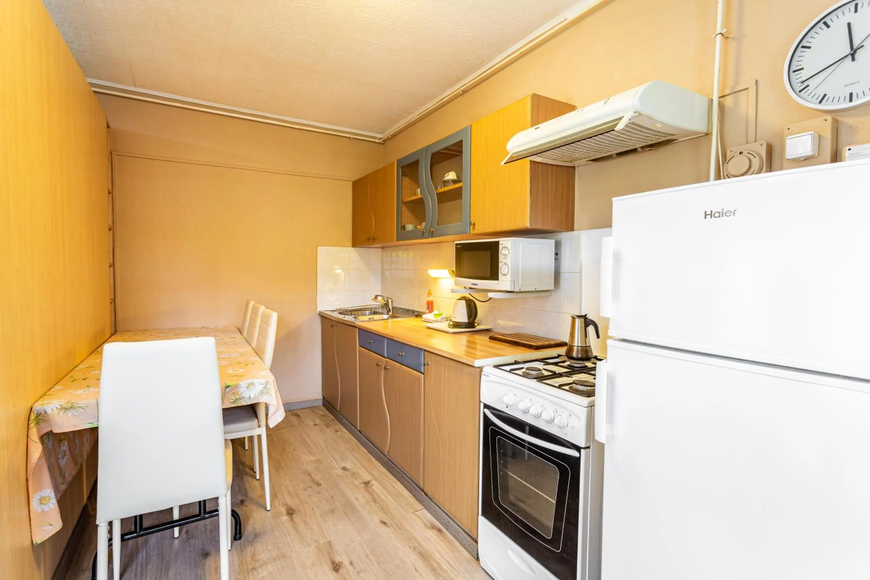 Kitchen or kitchenette in Visegrád Vendégház-Apartman