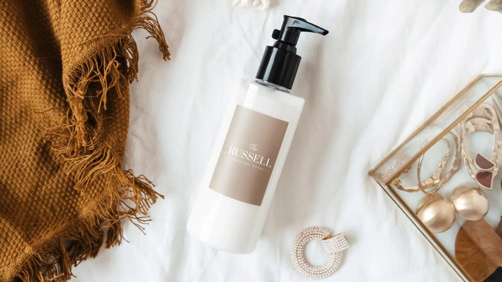 On-site shops in The Russell Boutique Hotel