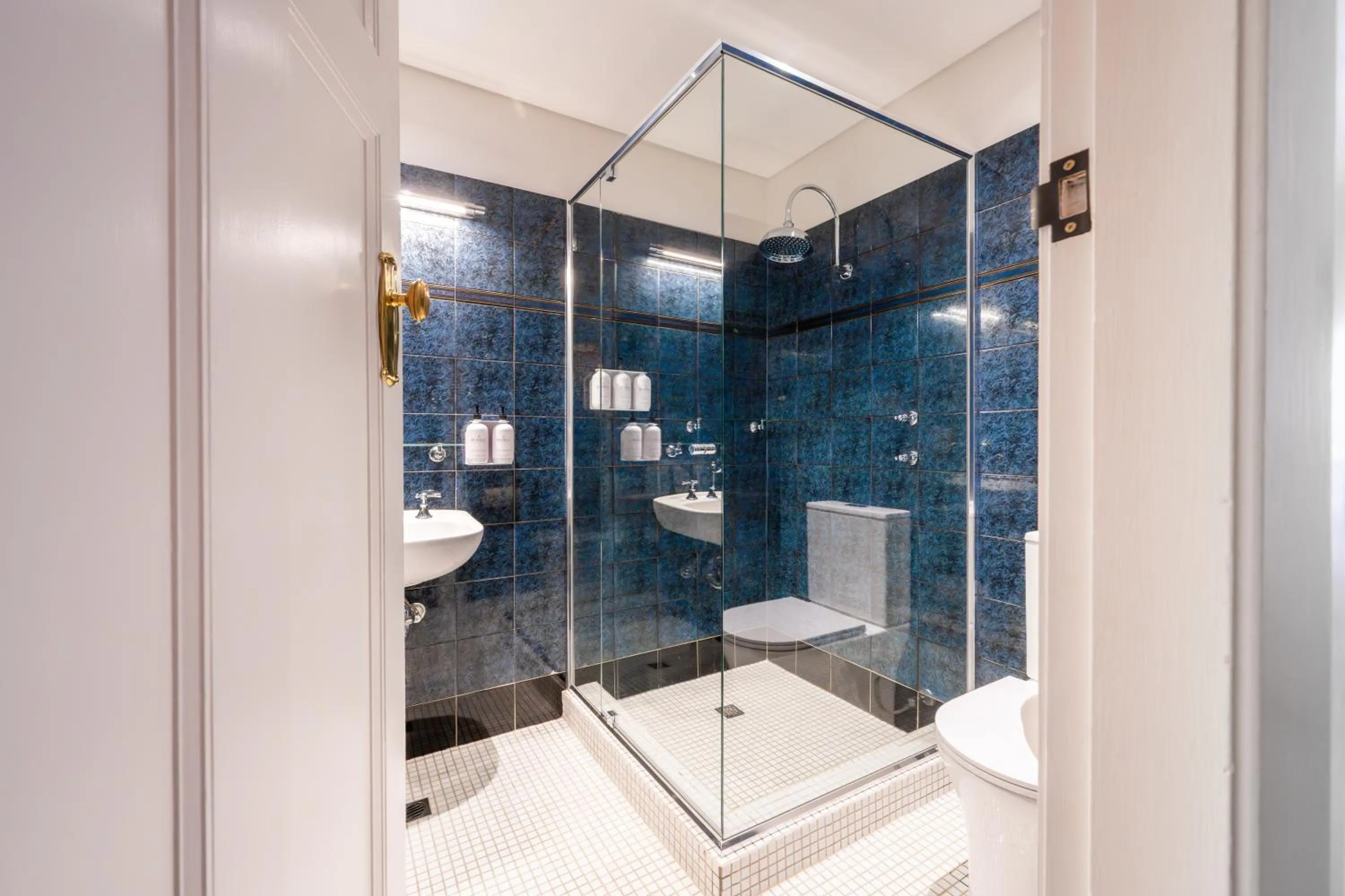 Bathroom in The Russell Boutique Hotel