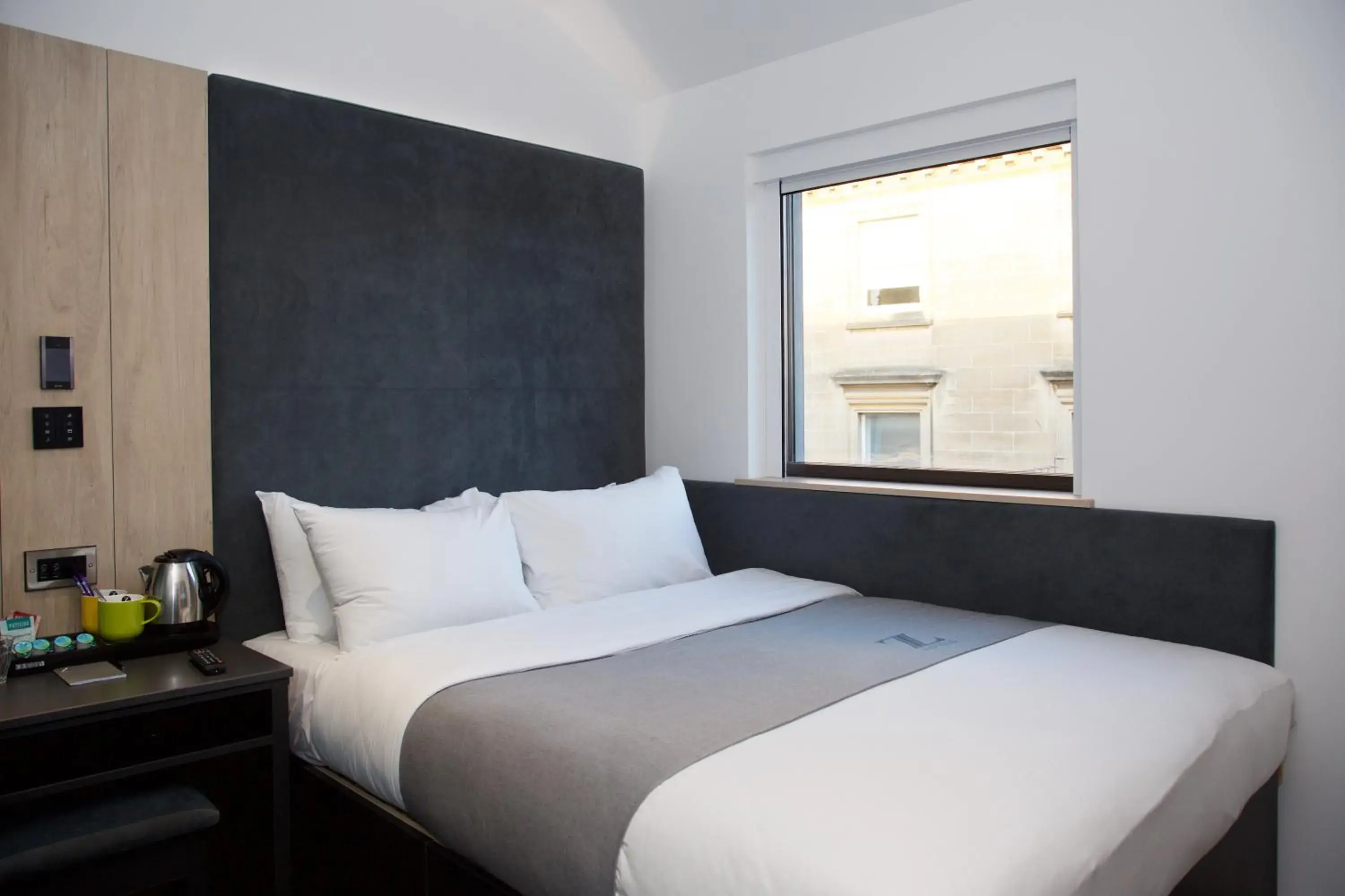 Bedroom, Bed in The Z Hotel Bath Bedroom, Bed in The Z Hotel Bath