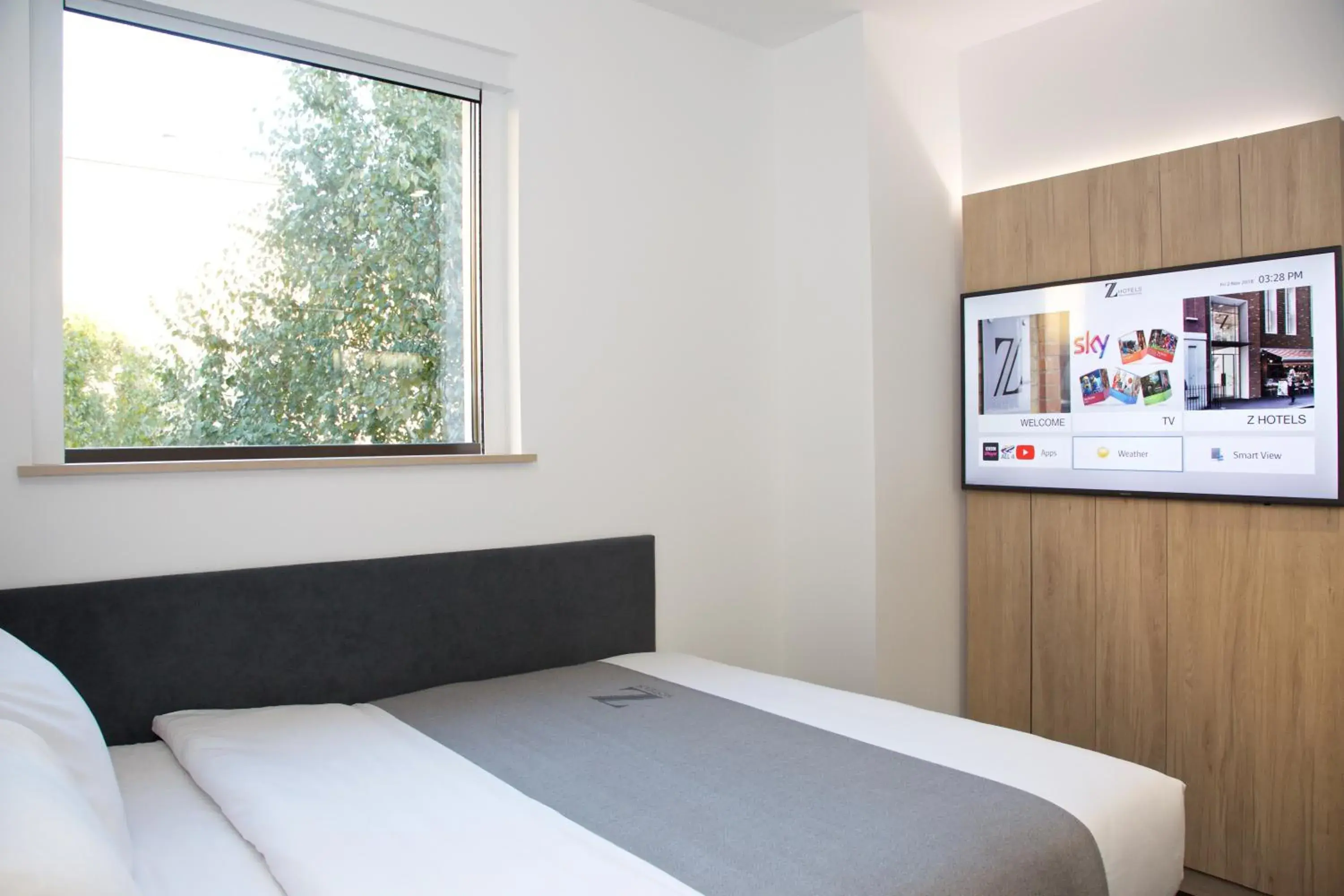 Bedroom, Bed in The Z Hotel Bath Bedroom, Bed in The Z Hotel Bath