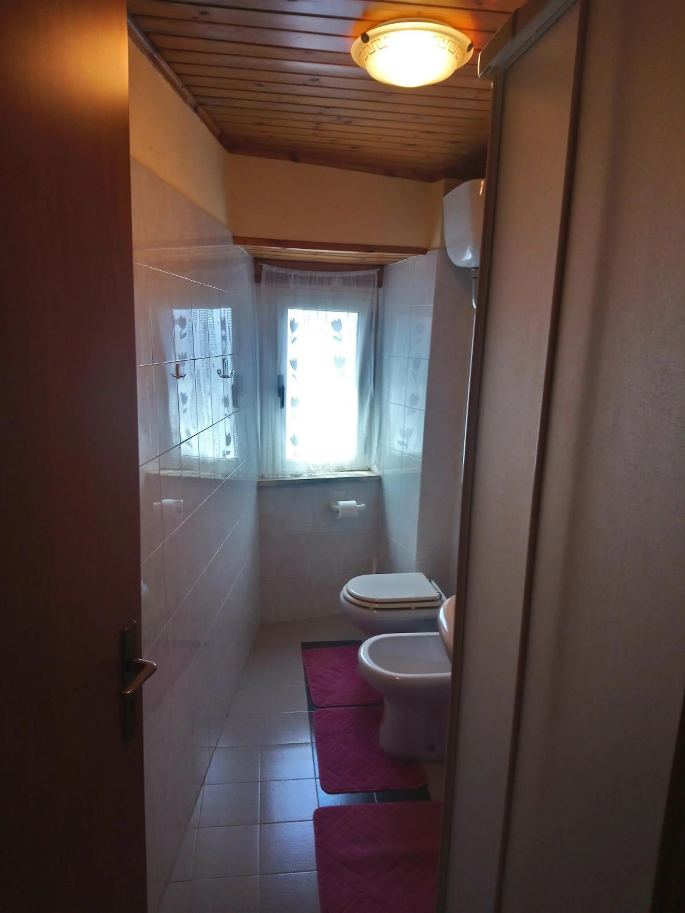 Bathroom in B&b il campanile di leone Pina