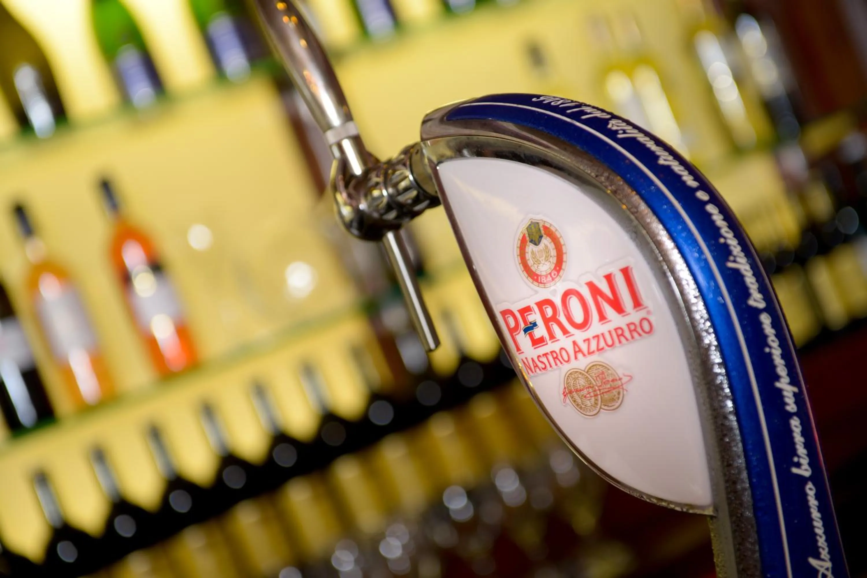 Restaurant/places to eat in OYO Hotel Majestic